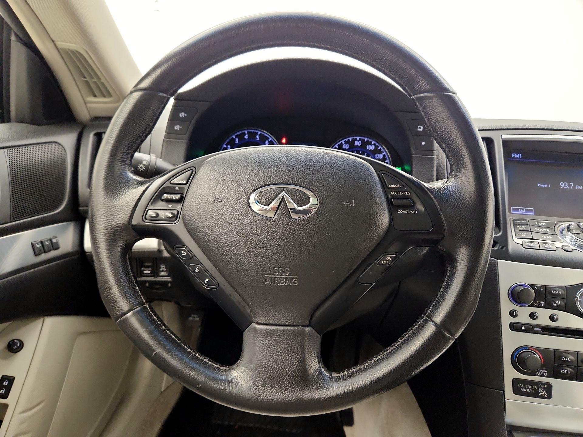 Thumbnail: 2014 INFINITI Q60 - 10