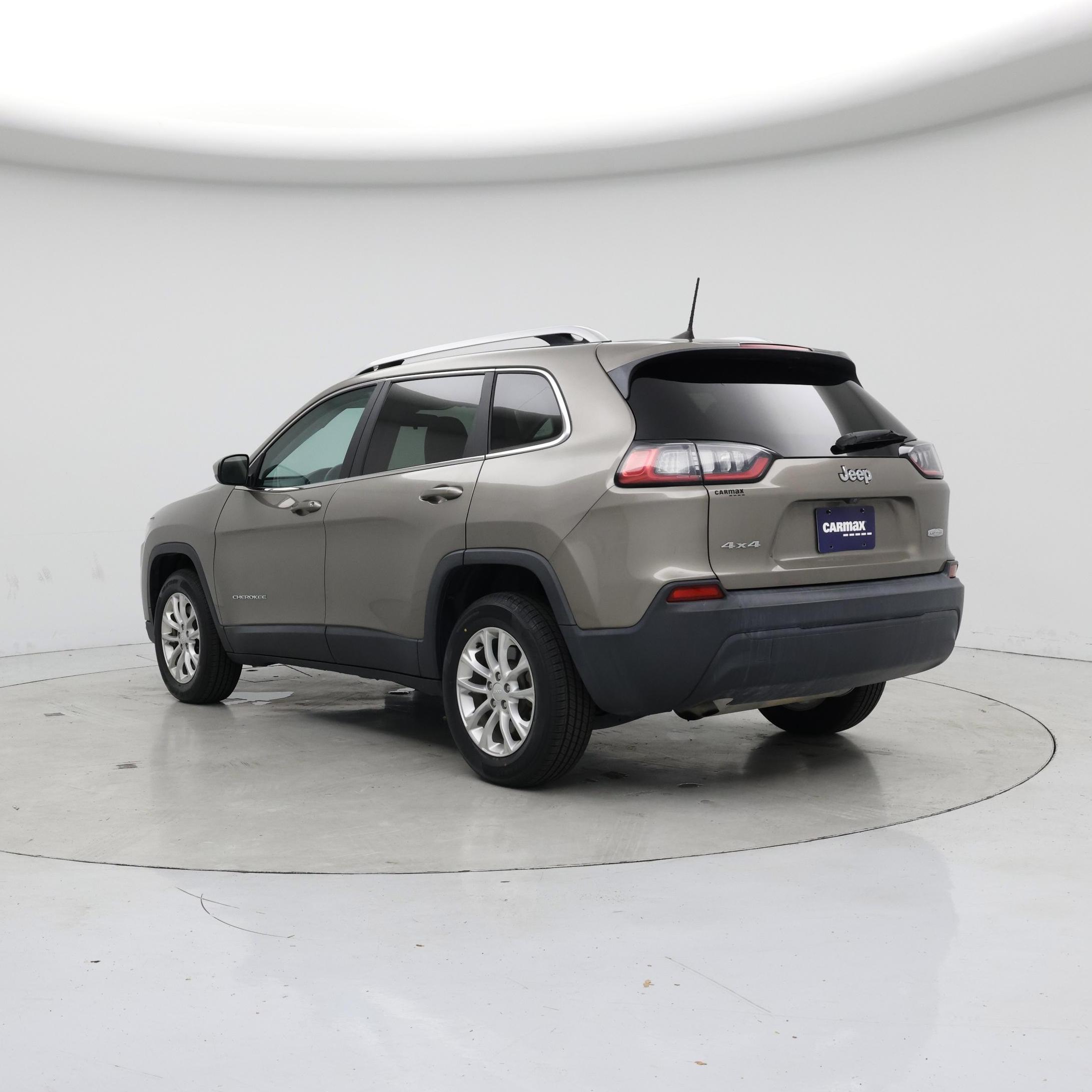 Thumbnail: 2019 Jeep Cherokee - 2