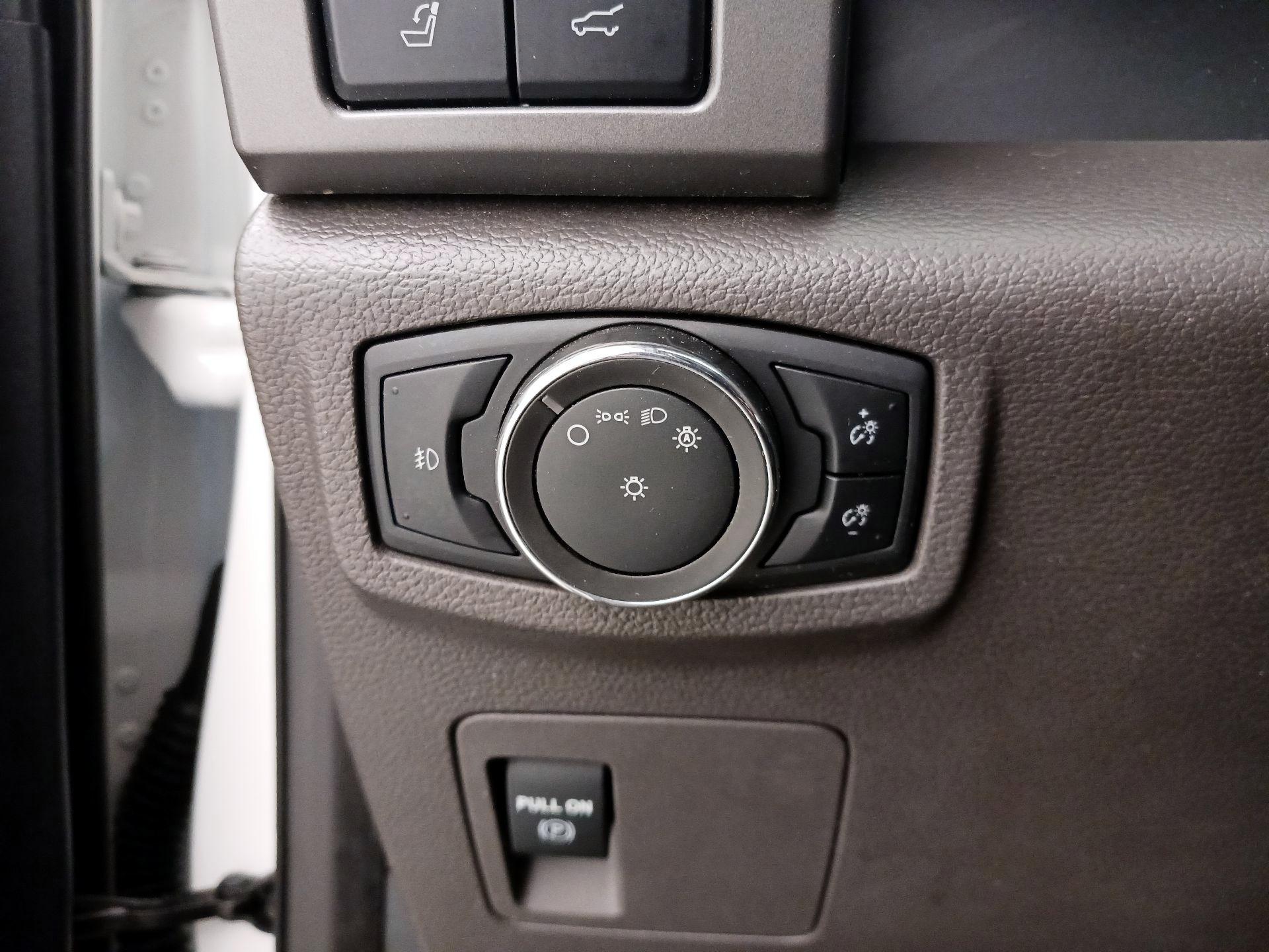 Thumbnail: 2021 Ford Expedition - 13