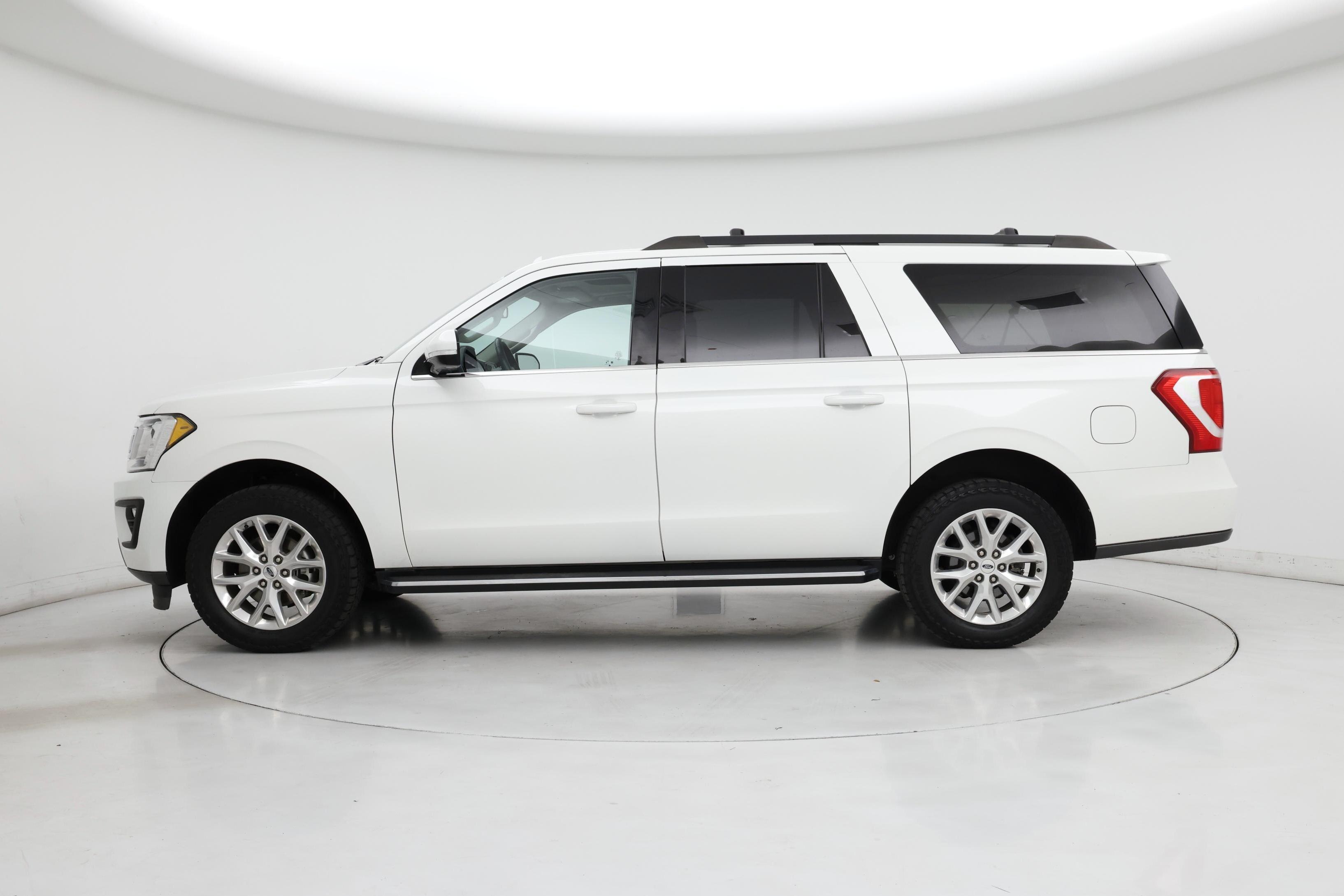 Thumbnail: 2021 Ford Expedition - 3