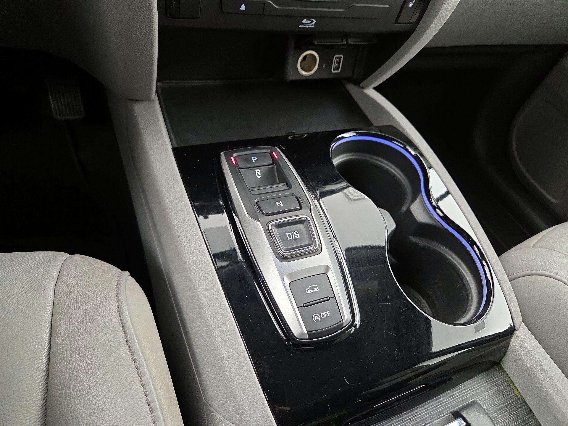 Thumbnail: 2019 Honda Pilot - 18