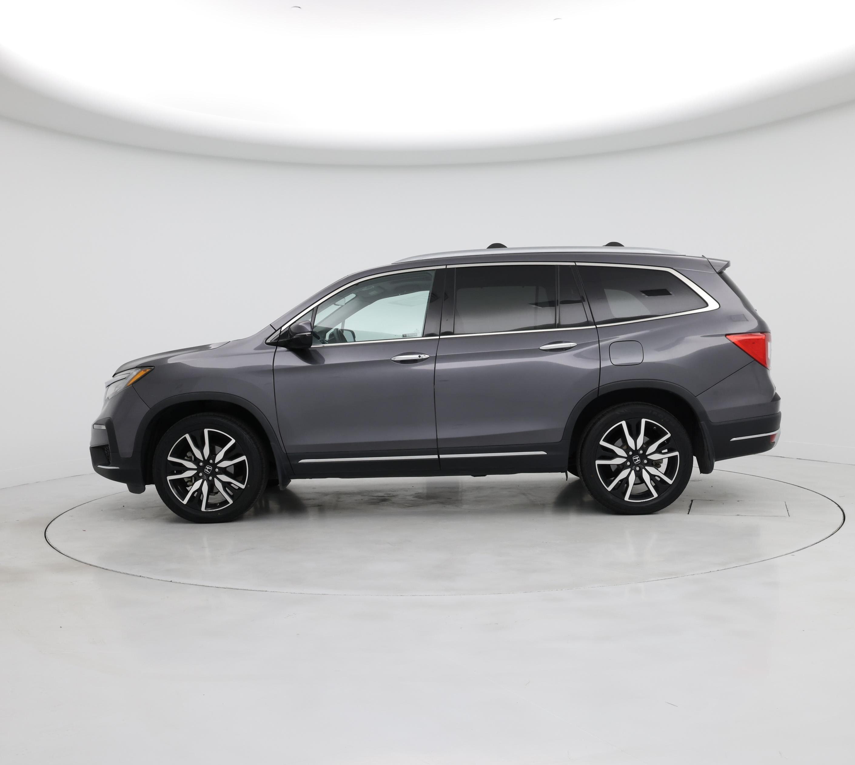 Thumbnail: 2019 Honda Pilot - 3
