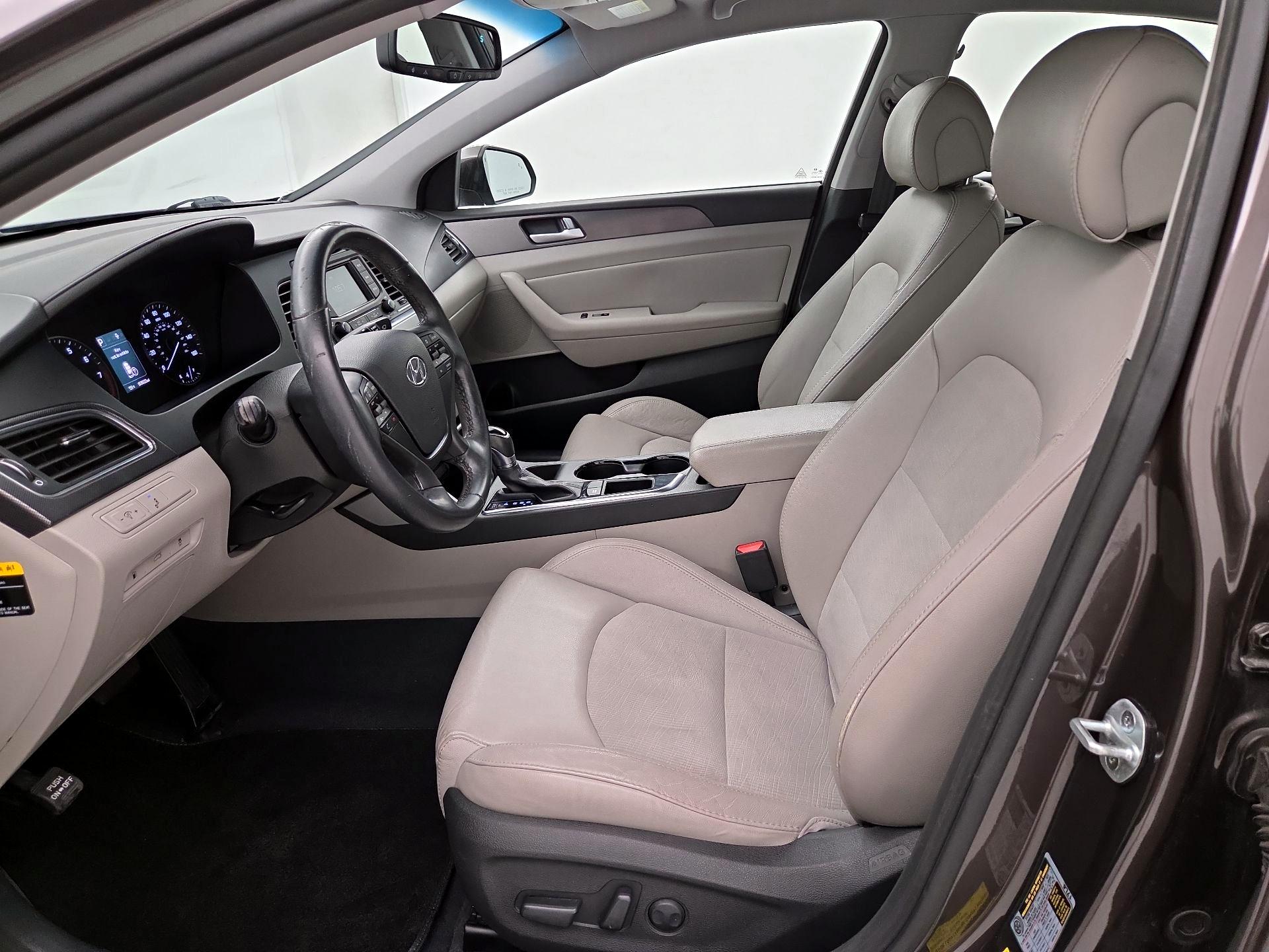 Thumbnail: 2015 Hyundai Sonata - 11