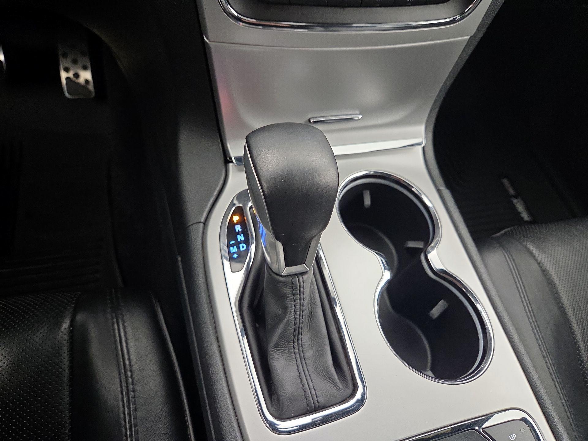 Thumbnail: 2016 Jeep Grand Cherokee - 17