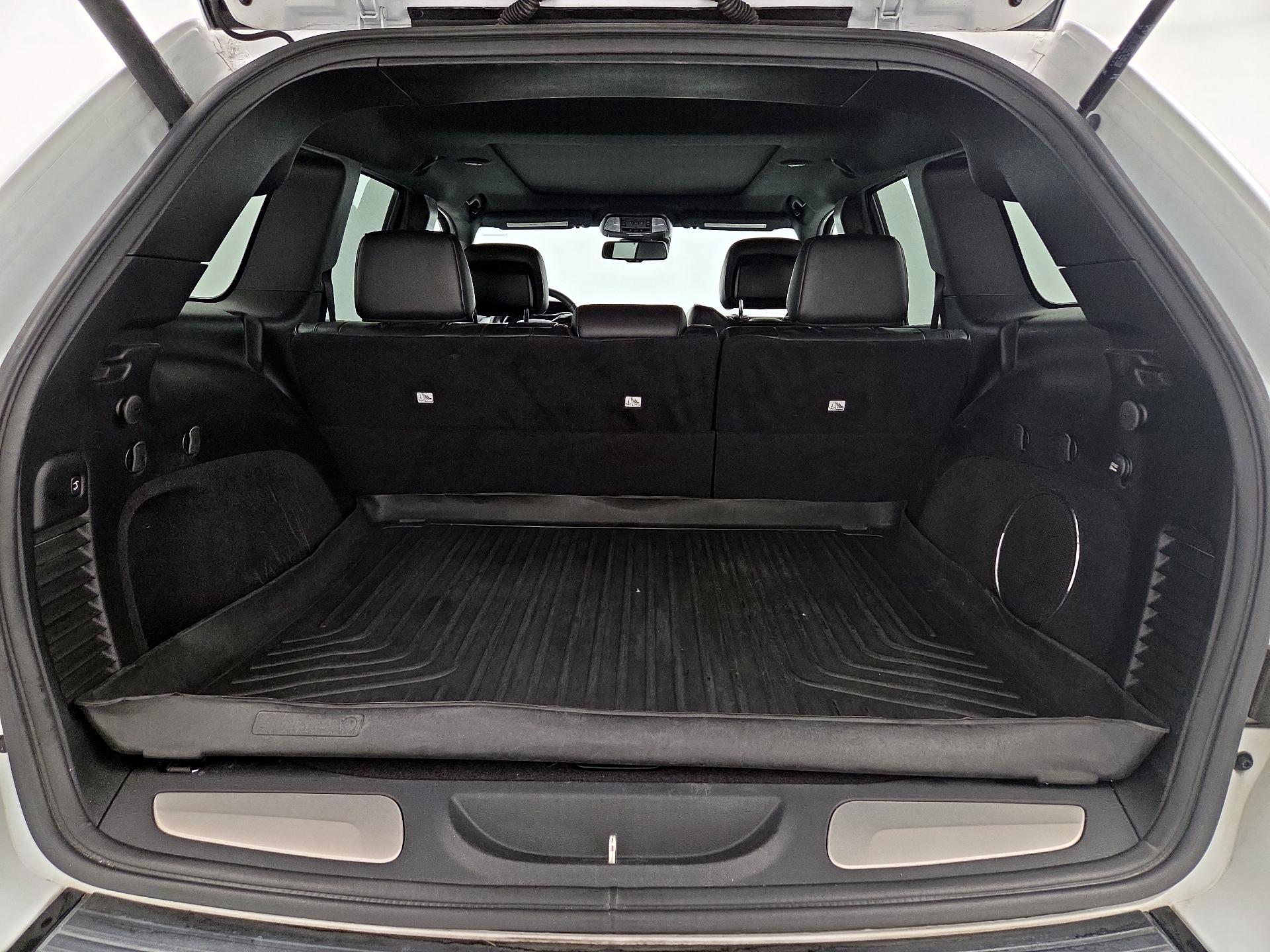 Thumbnail: 2016 Jeep Grand Cherokee - 20