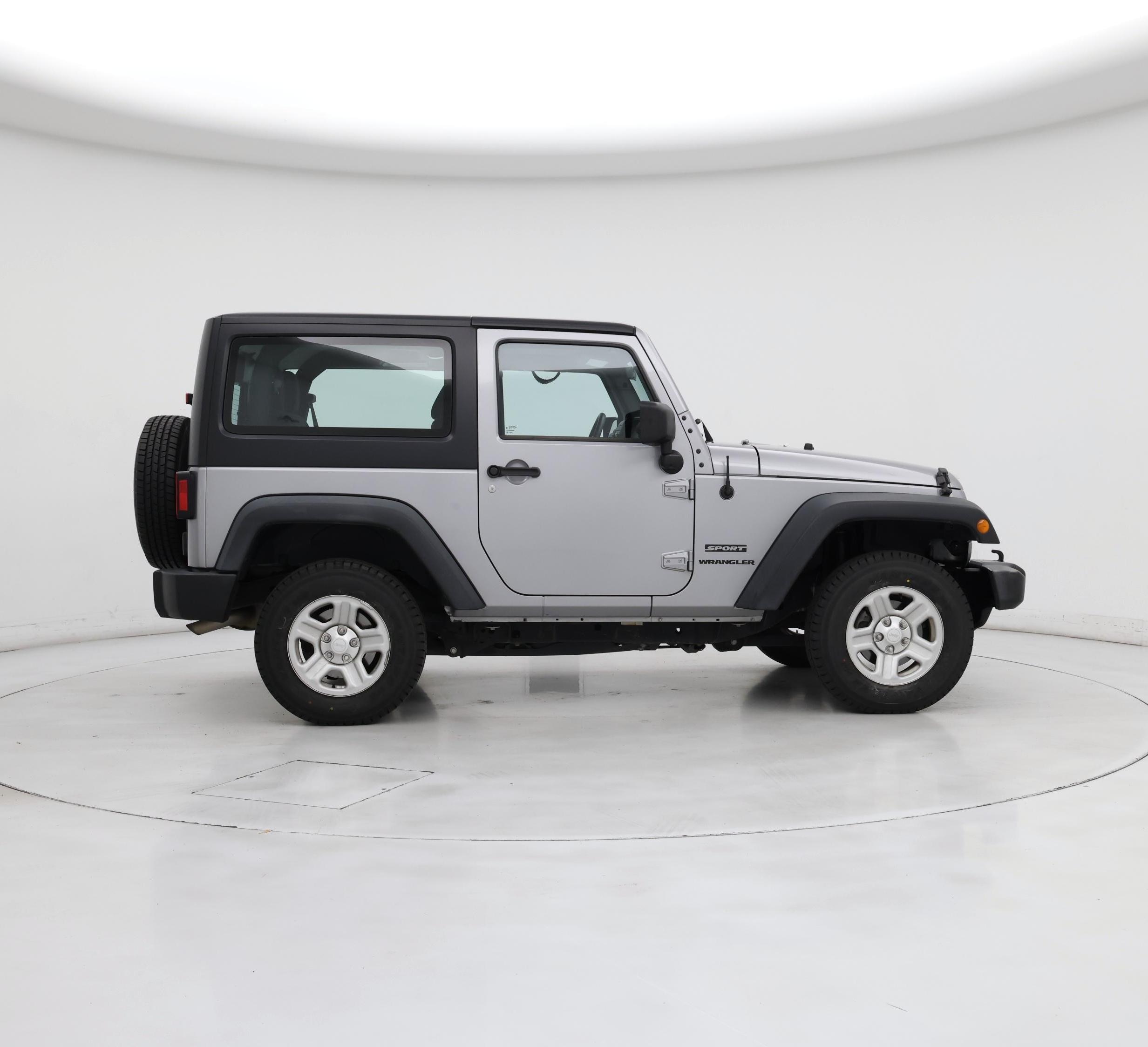 Thumbnail: 2015 Jeep Wrangler - 7