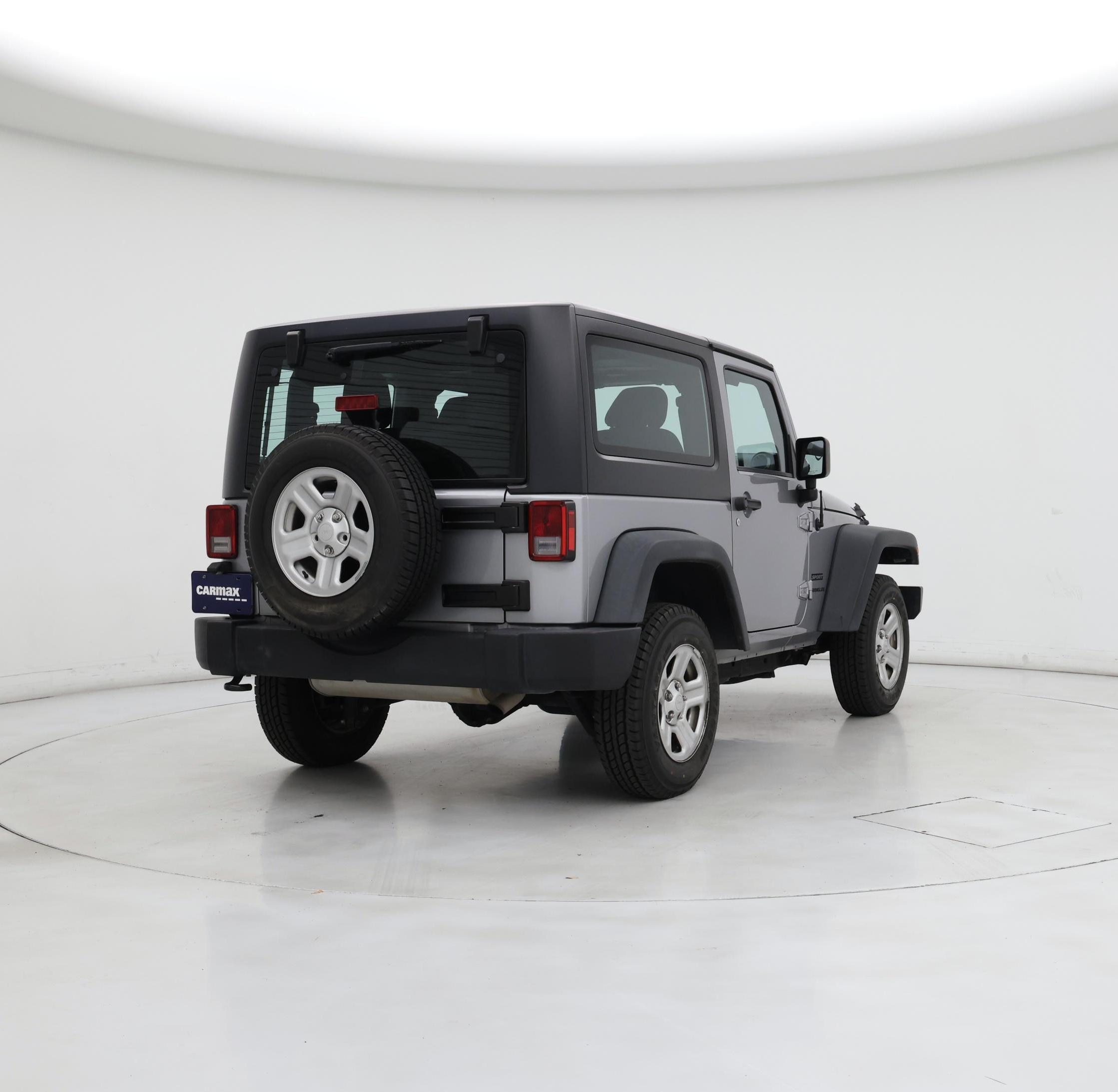 Thumbnail: 2015 Jeep Wrangler - 8