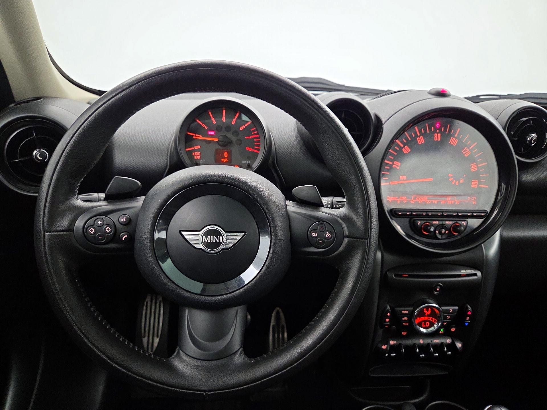 Thumbnail: 2016 MINI Cooper Countryman - 10