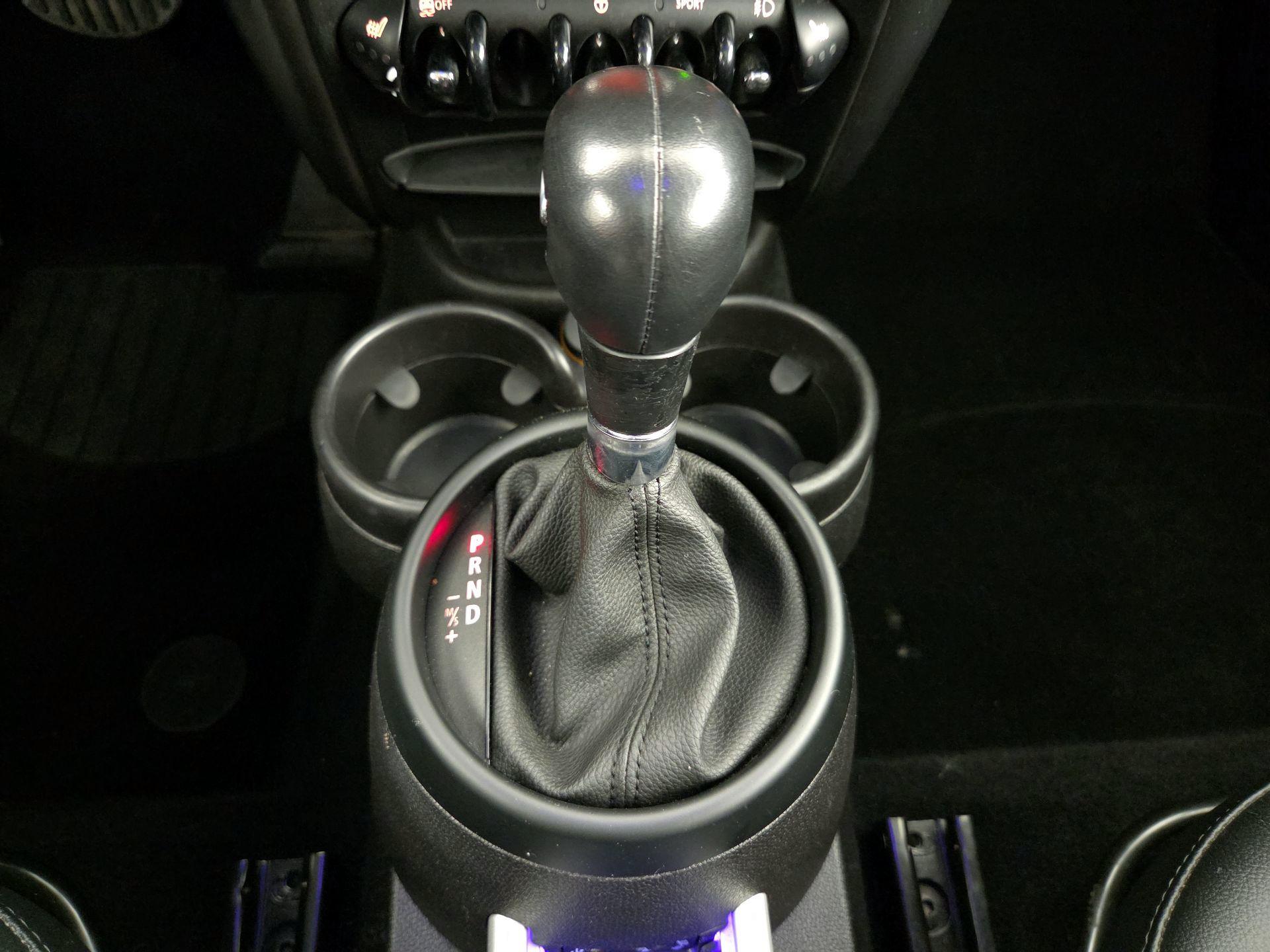 Thumbnail: 2016 MINI Cooper Countryman - 15