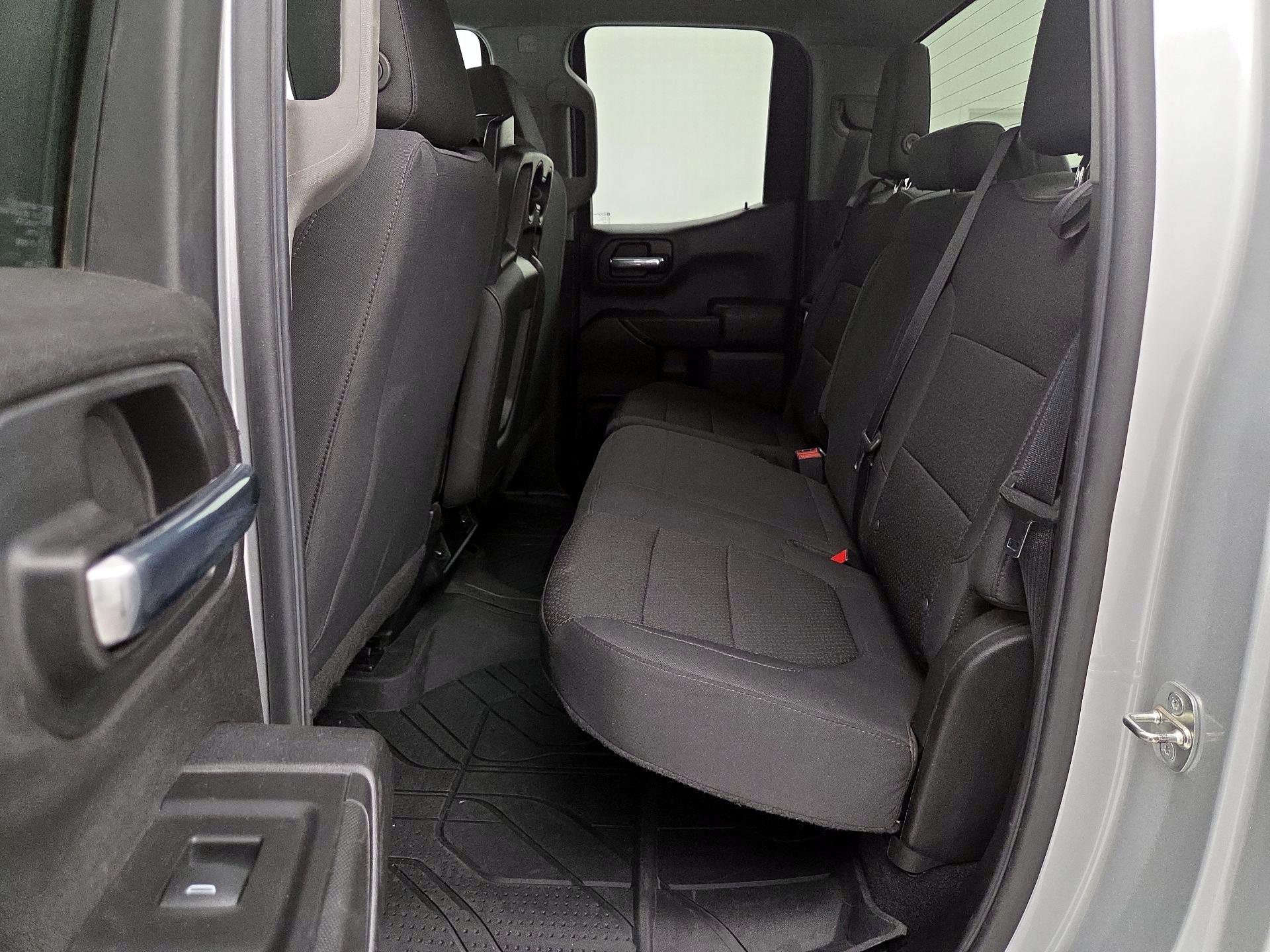 Thumbnail: 2020 Chevrolet Silverado 1500 - 18