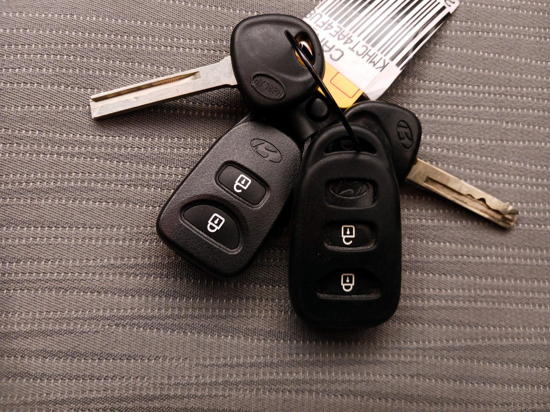 Thumbnail: 2015 Hyundai Accent - 20