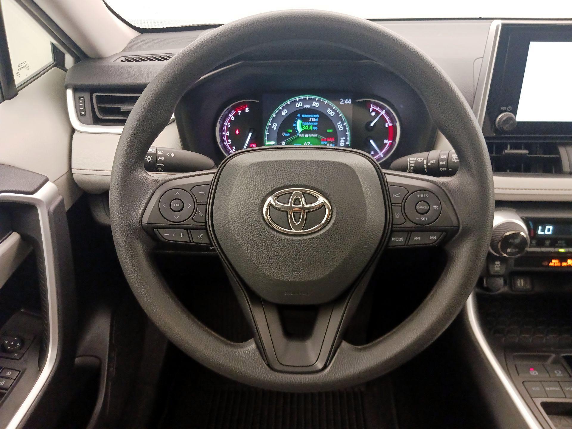 Thumbnail: 2023 Toyota RAV4 - 10