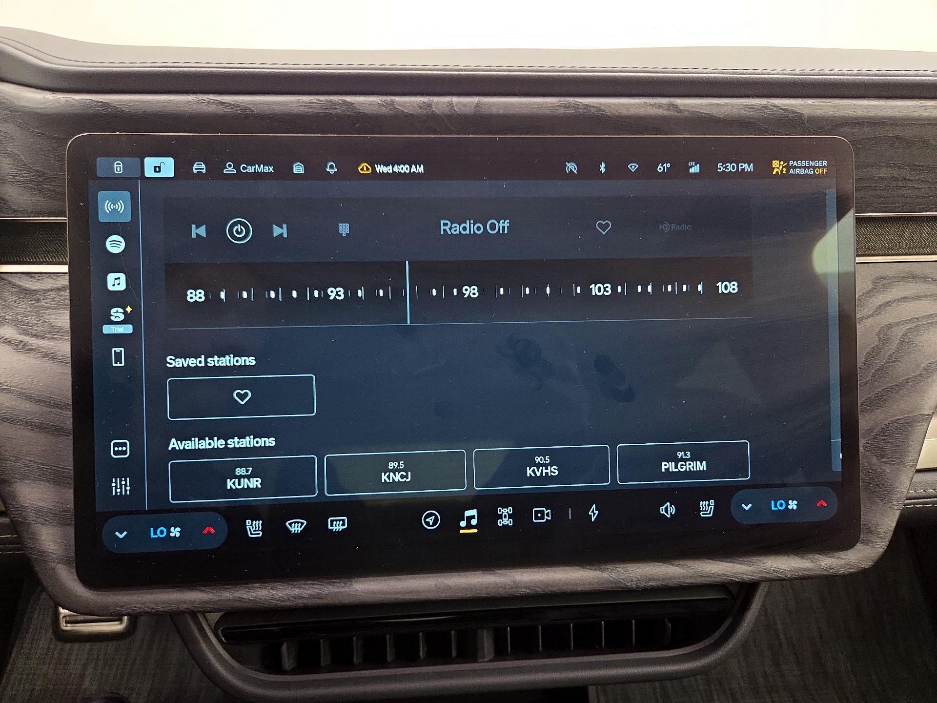 Thumbnail: 2022 Rivian R1T - 15