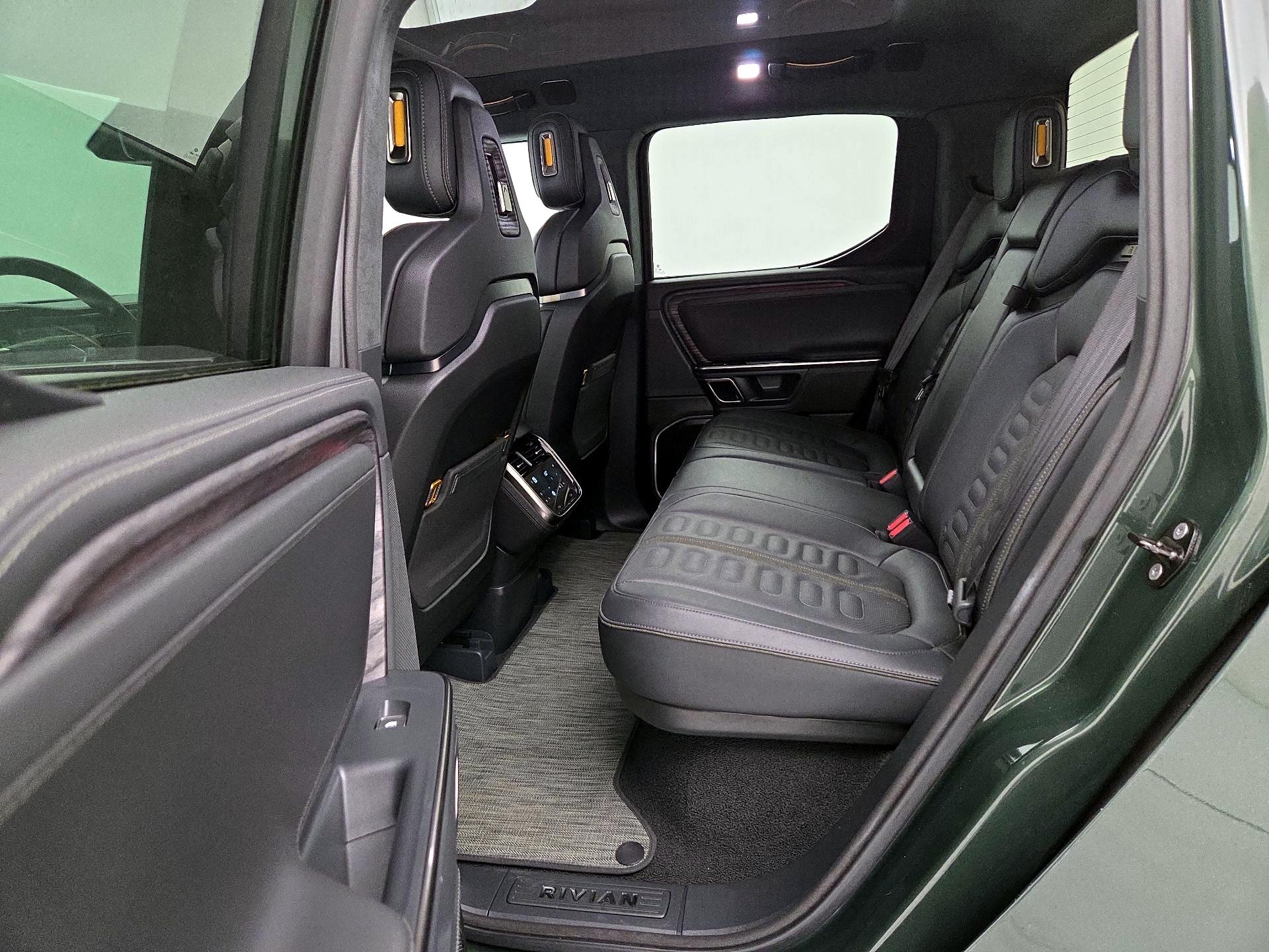 Thumbnail: 2022 Rivian R1T - 20