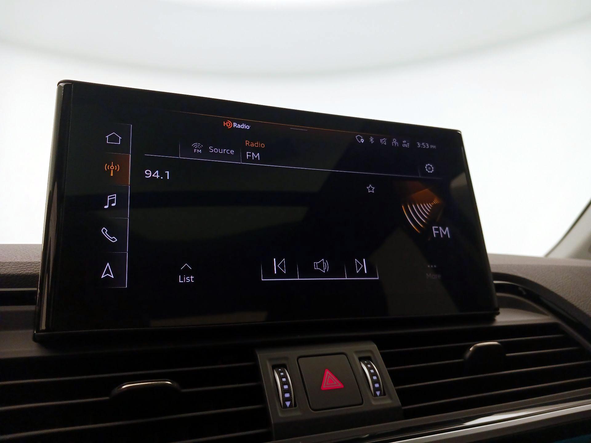 Thumbnail: 2023 Audi Q5 - 16