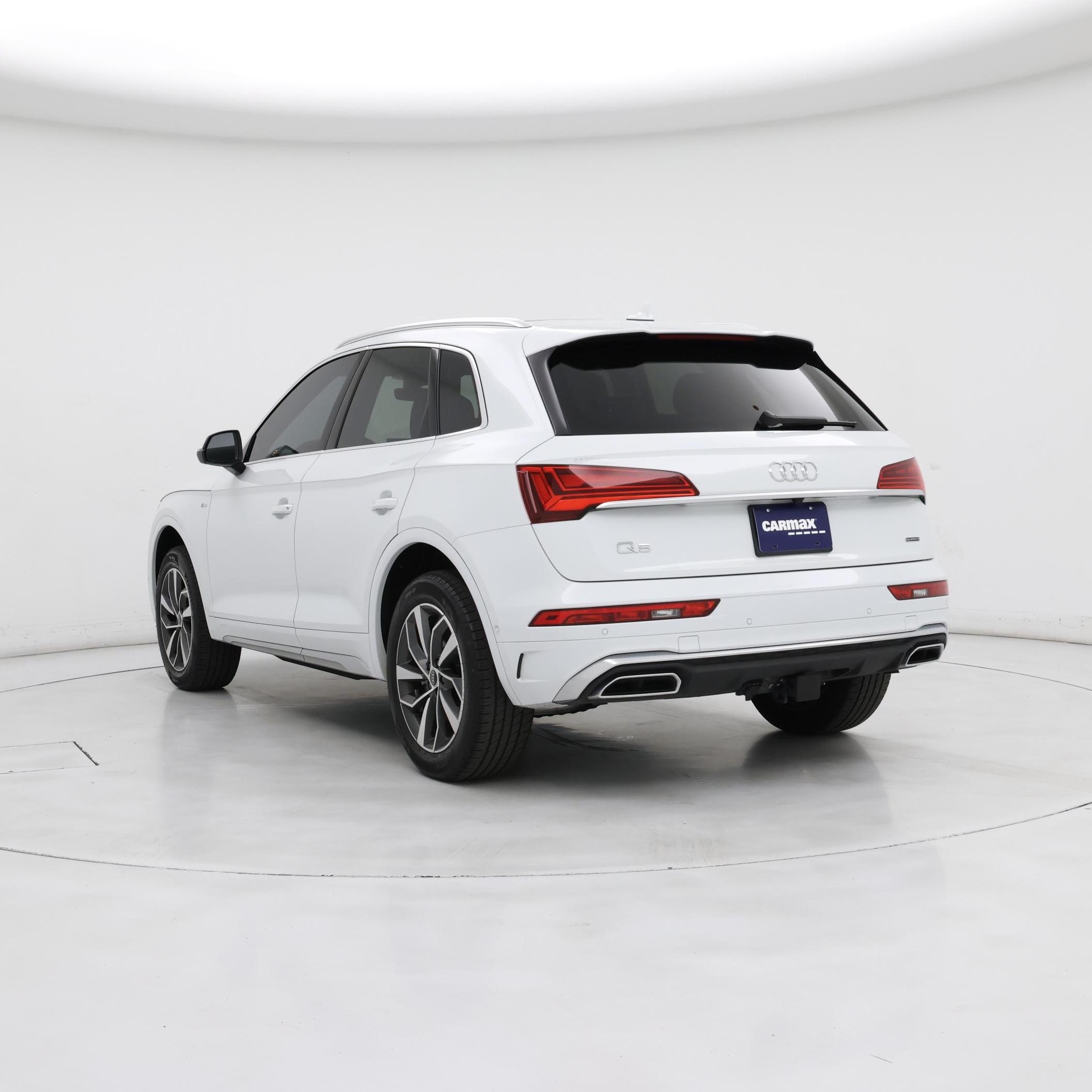 Thumbnail: 2023 Audi Q5 - 2