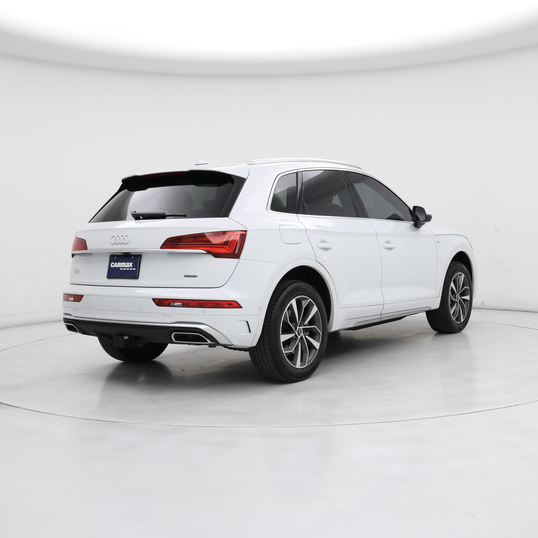 Thumbnail: 2023 Audi Q5 - 8