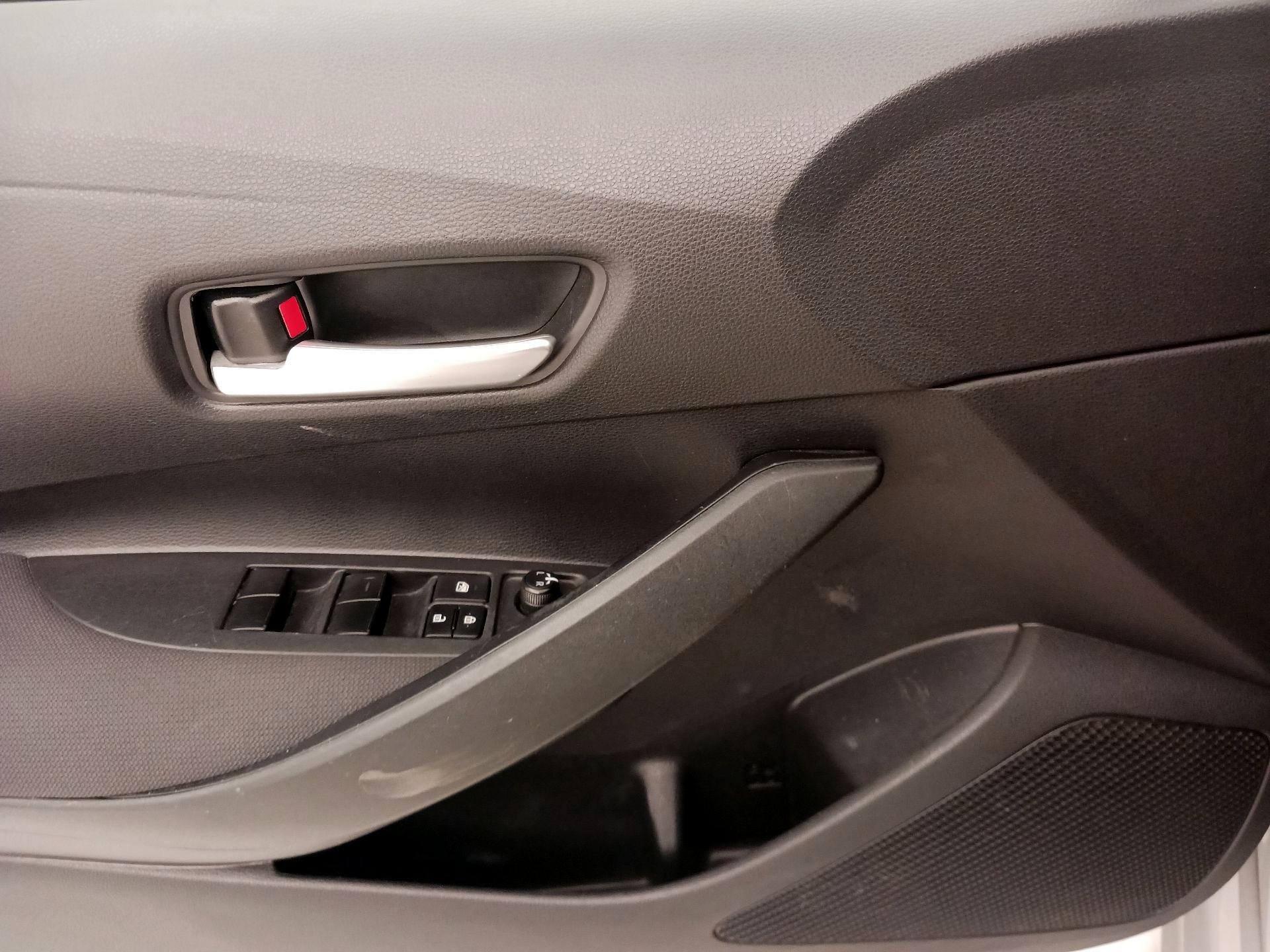 Thumbnail: 2020 Toyota Corolla - 12