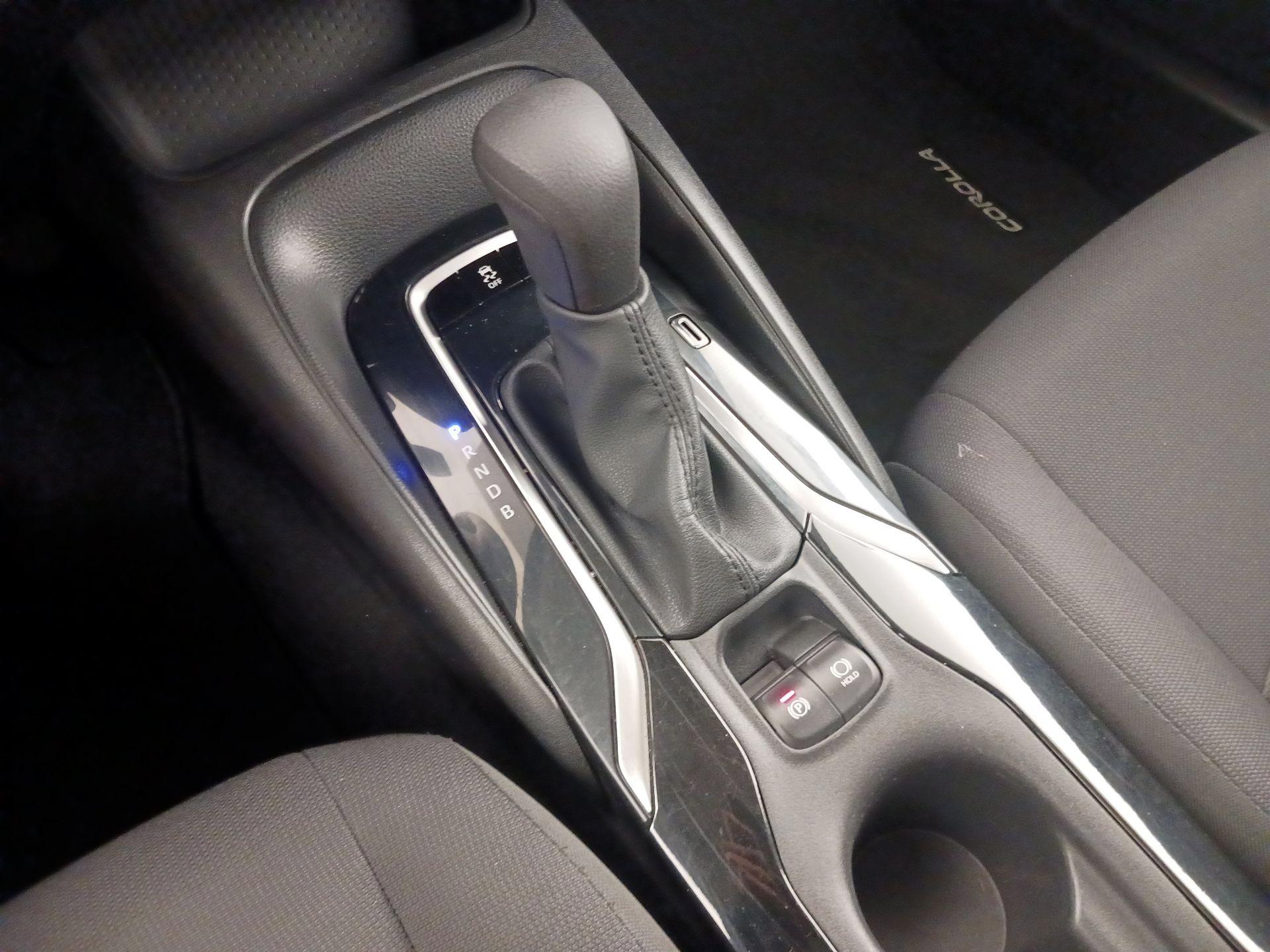 Thumbnail: 2020 Toyota Corolla - 17