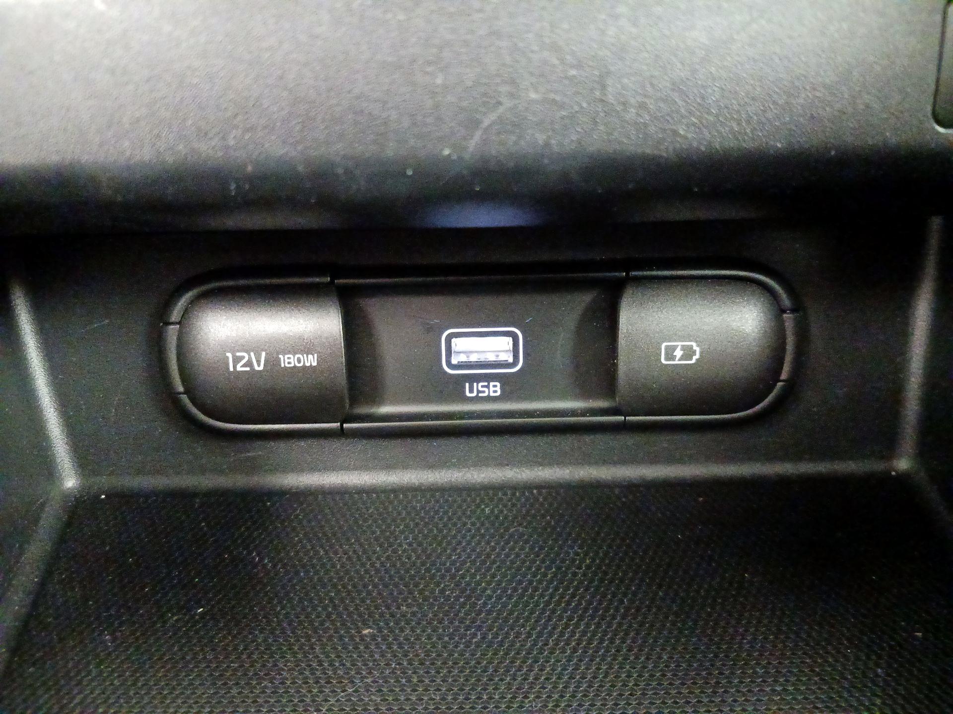 Thumbnail: 2021 Kia Seltos - 18