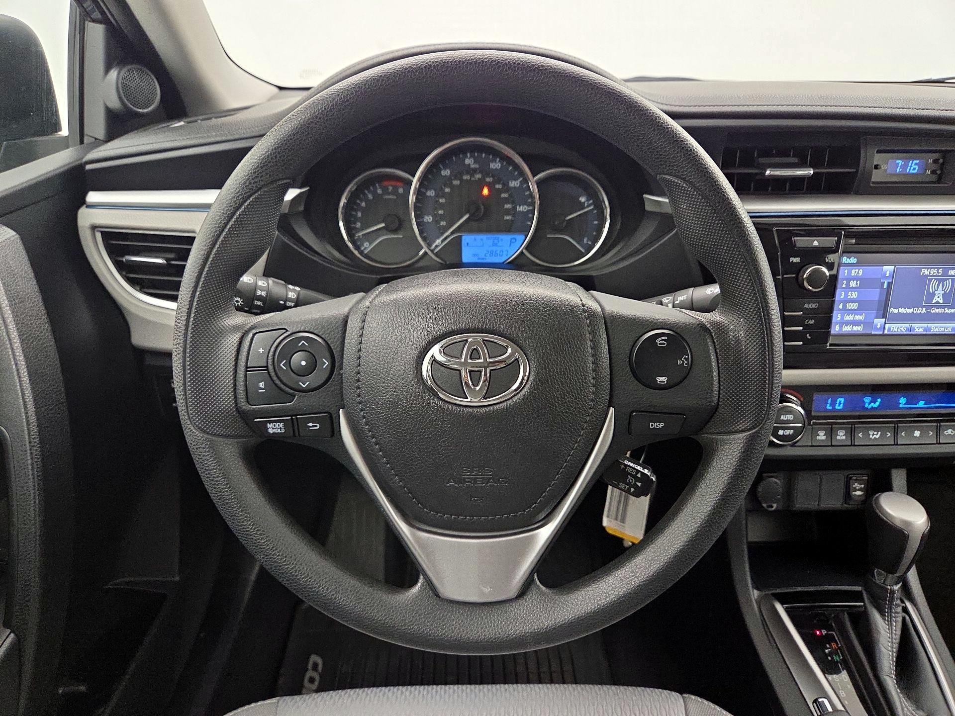 Thumbnail: 2016 Toyota Corolla - 10