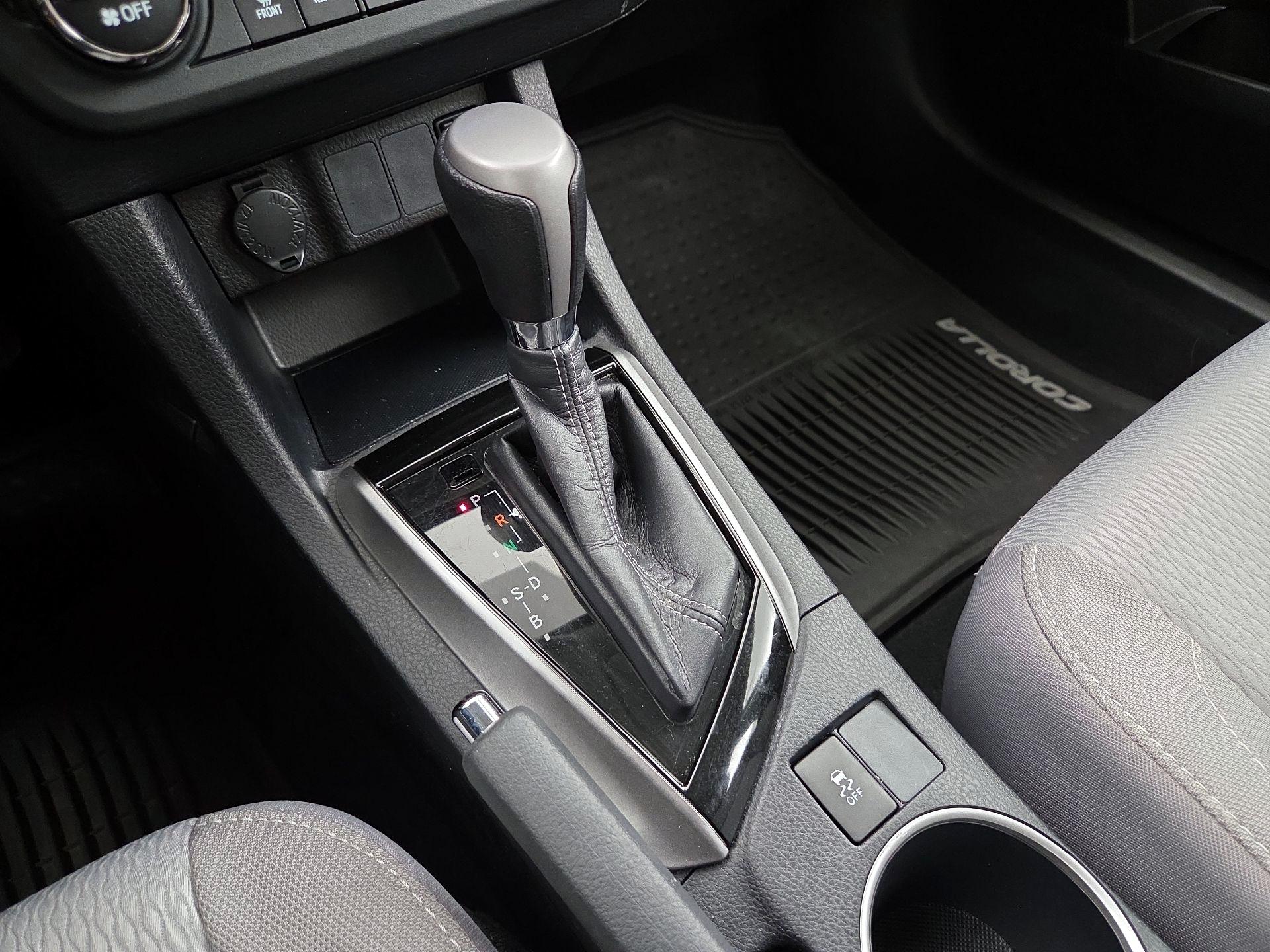Thumbnail: 2016 Toyota Corolla - 17