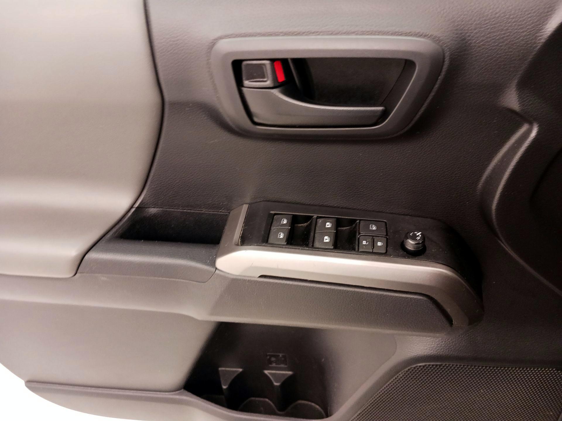 Thumbnail: 2023 Toyota Tacoma - 12