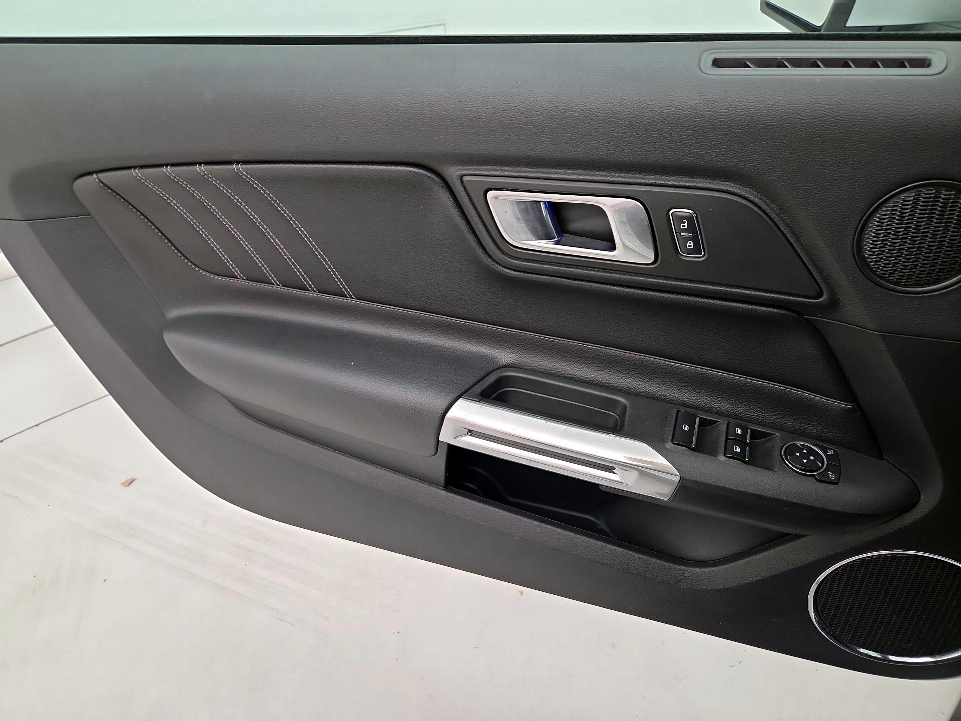 Thumbnail: 2018 Ford Mustang - 12