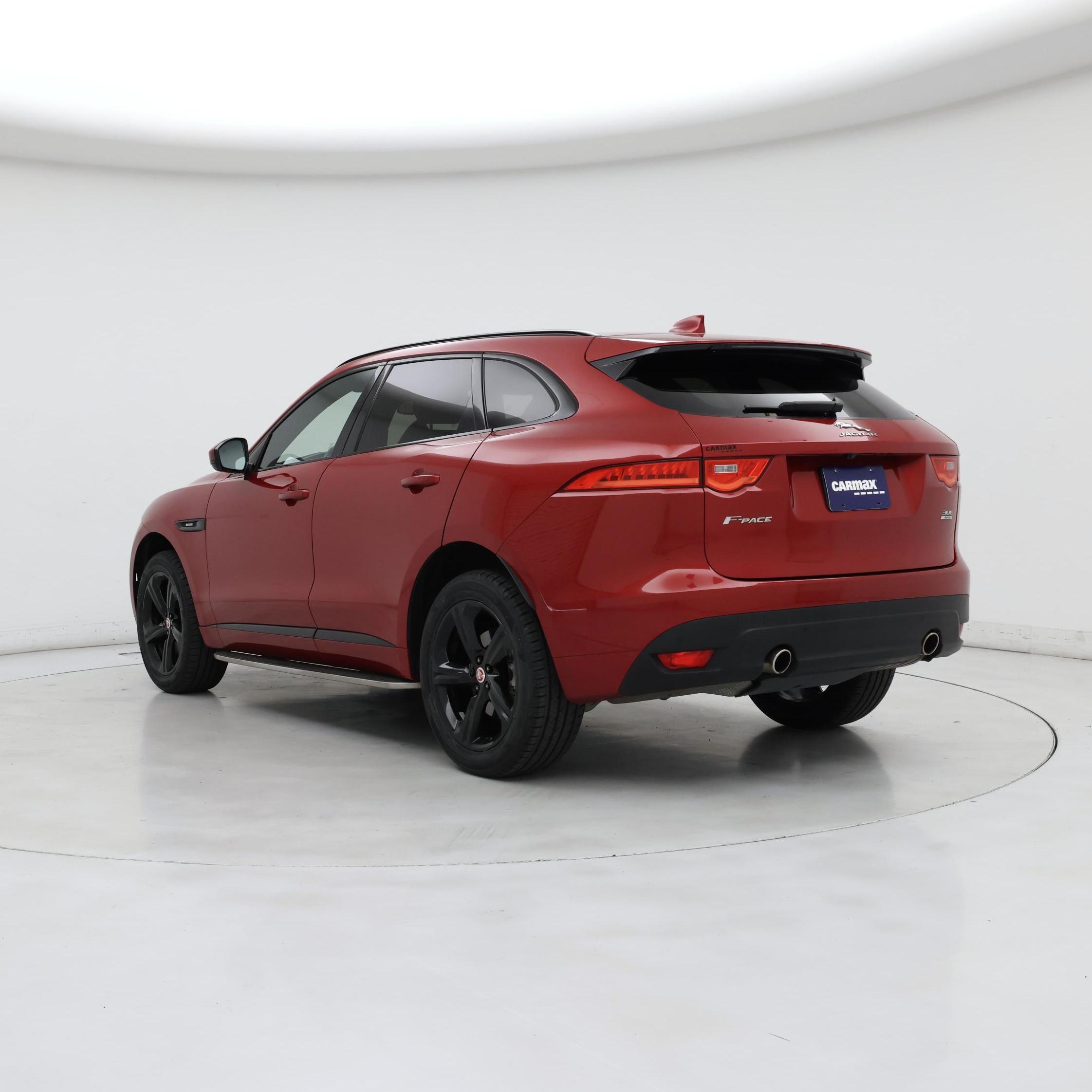 Thumbnail: 2018 Jaguar F-Pace - 2