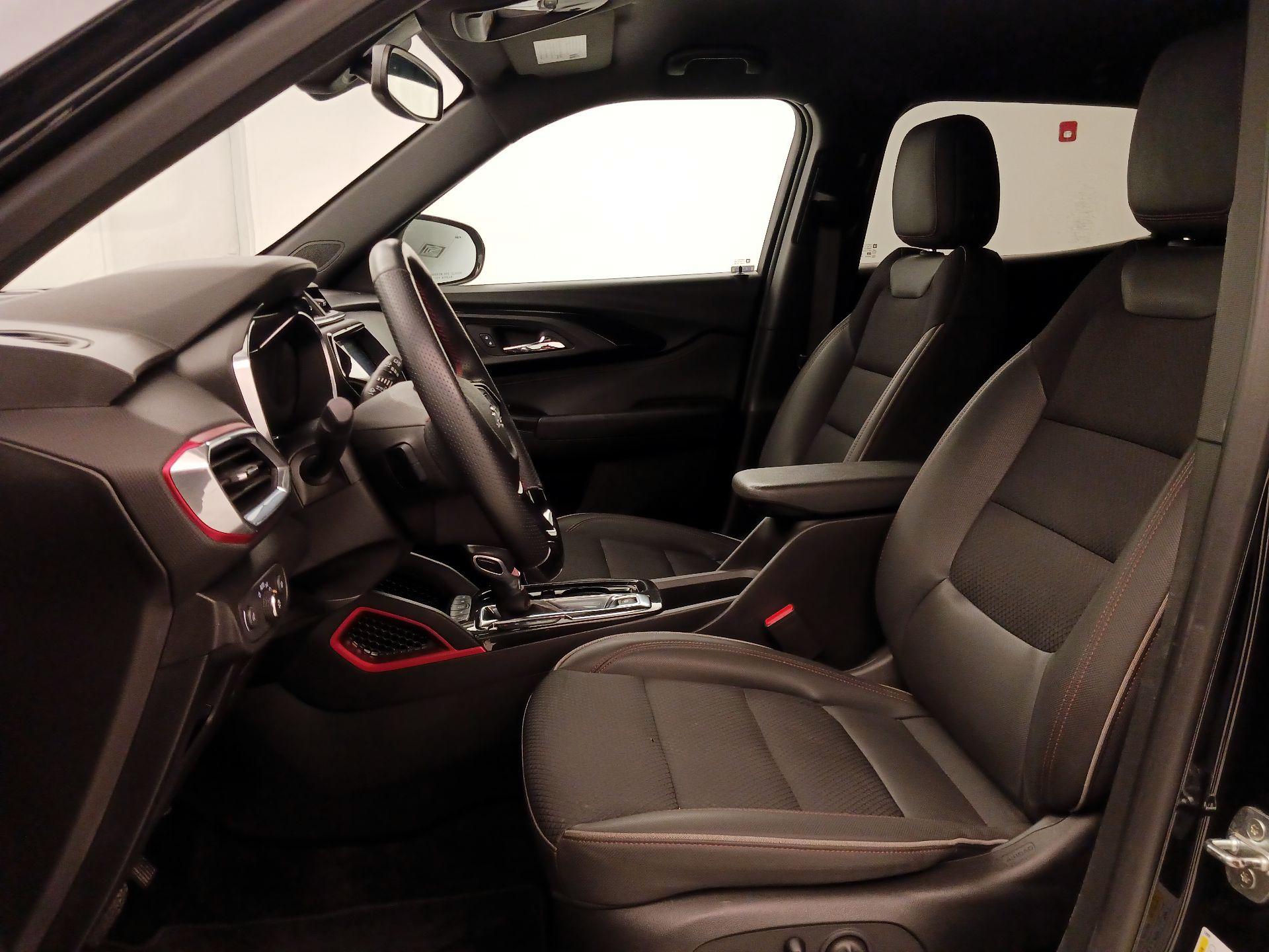 Thumbnail: 2023 Chevrolet TrailBlazer - 11