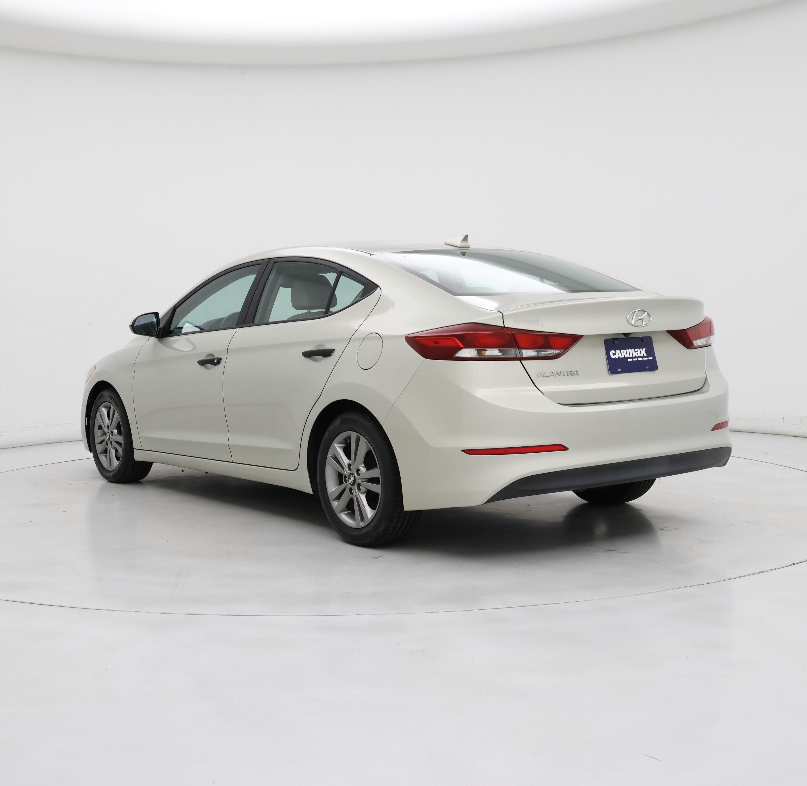 Thumbnail: 2017 Hyundai Elantra - 2