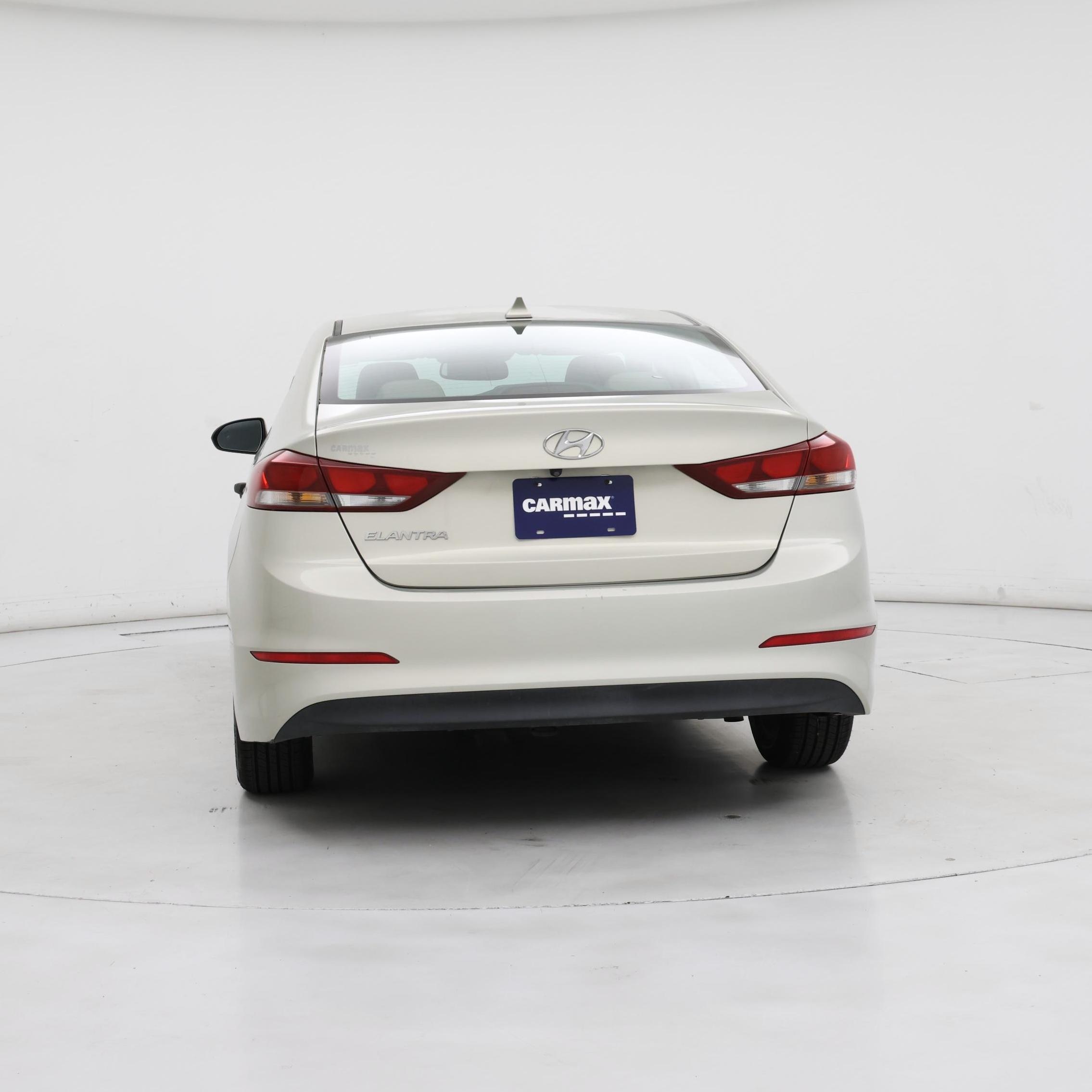 Thumbnail: 2017 Hyundai Elantra - 6