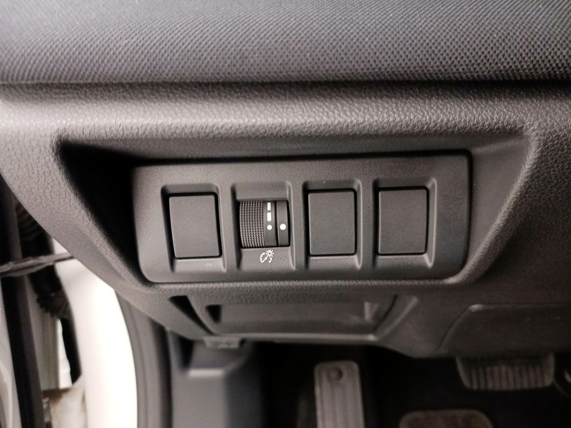 Thumbnail: 2020 Subaru Outback - 13