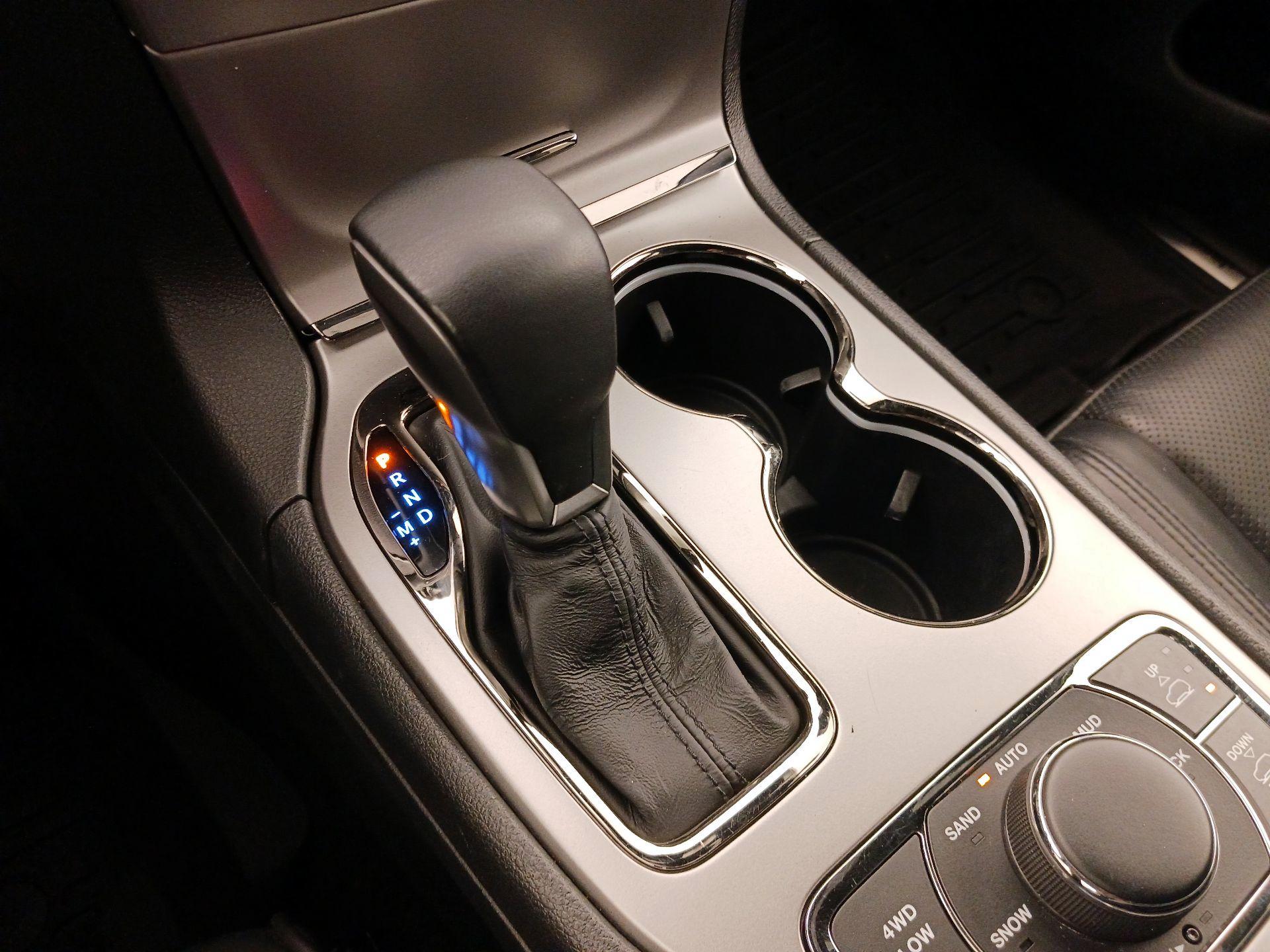 Thumbnail: 2018 Jeep Grand Cherokee - 18