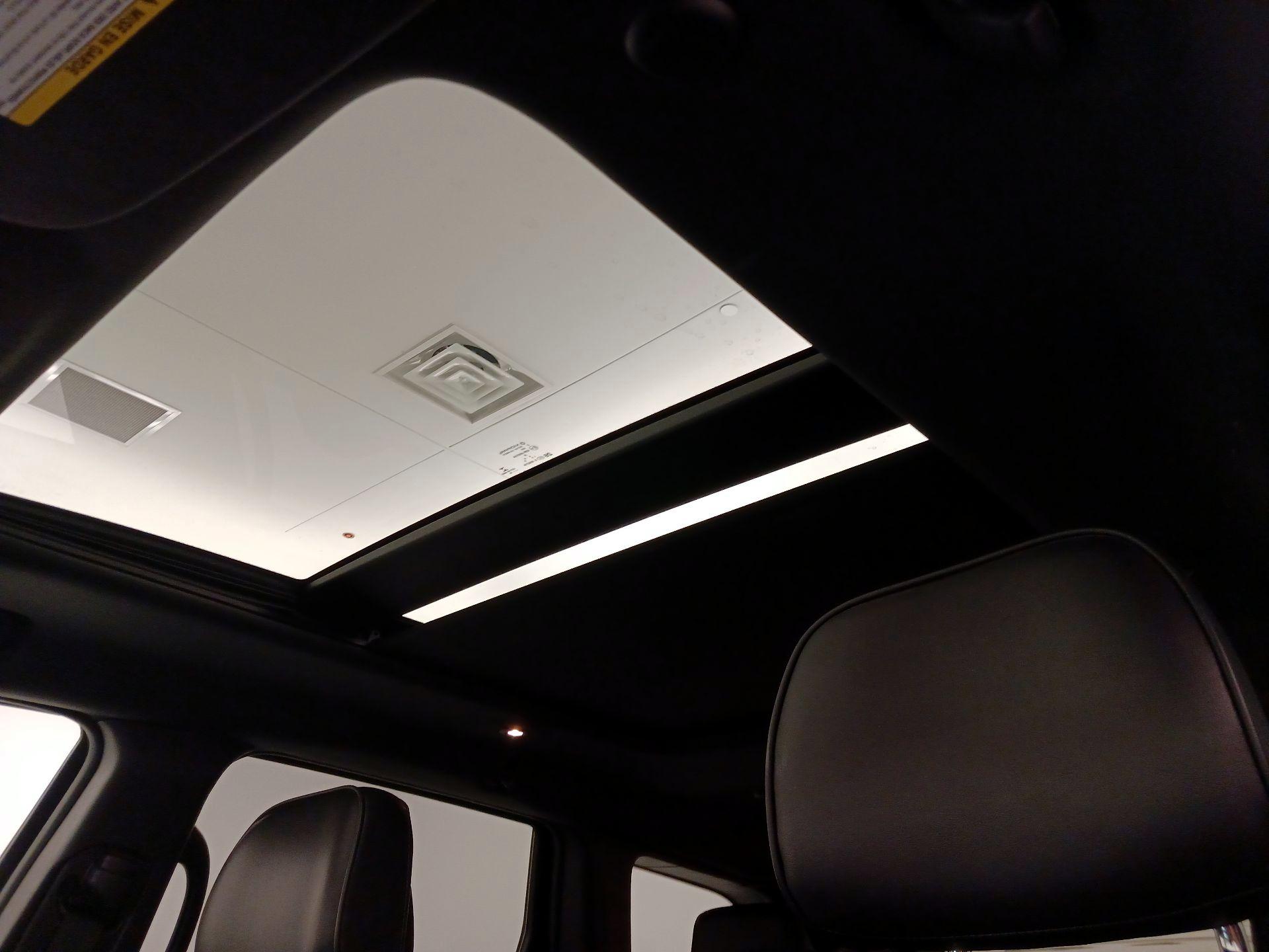 Thumbnail: 2018 Jeep Grand Cherokee - 20