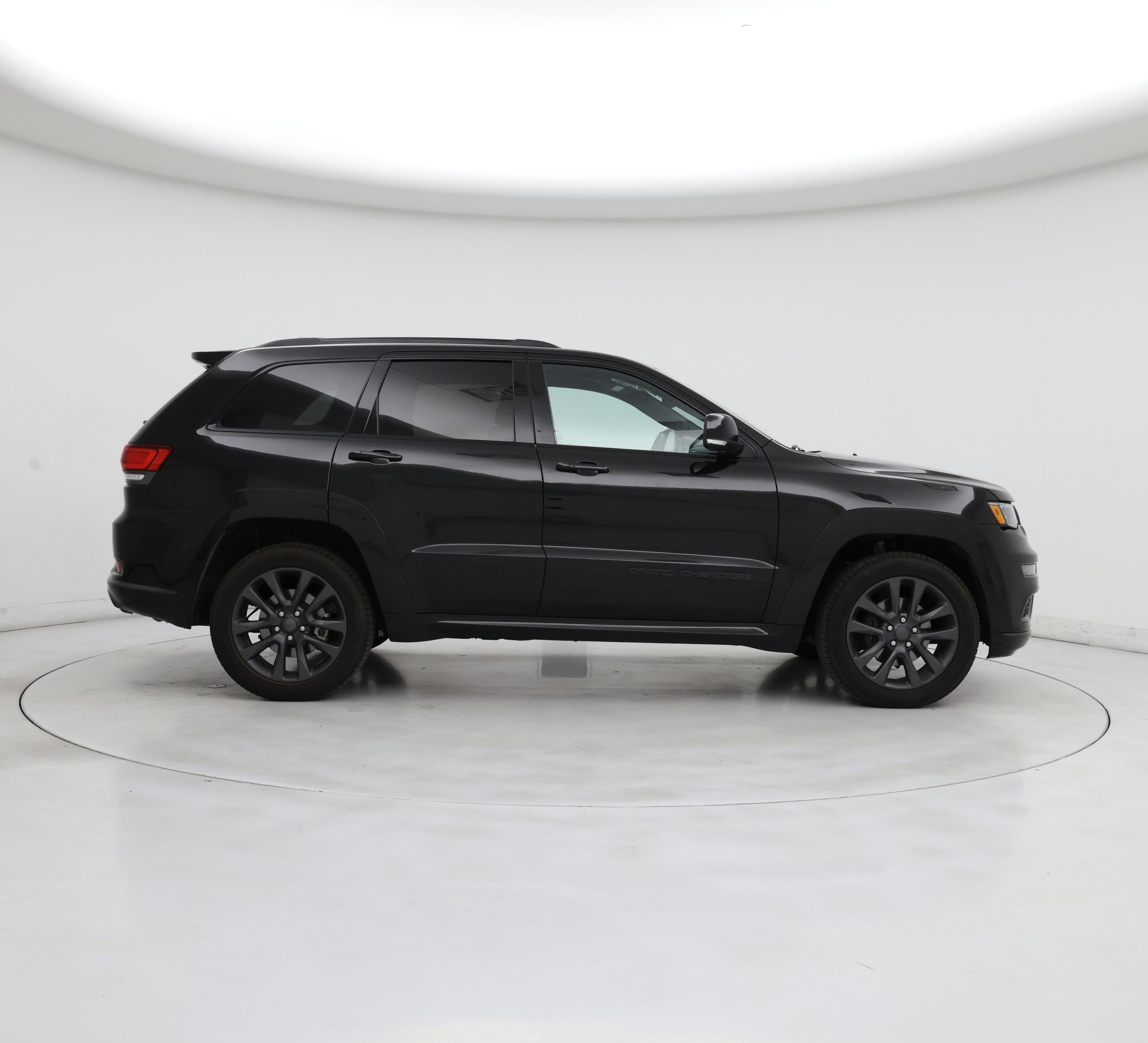 Thumbnail: 2018 Jeep Grand Cherokee - 7