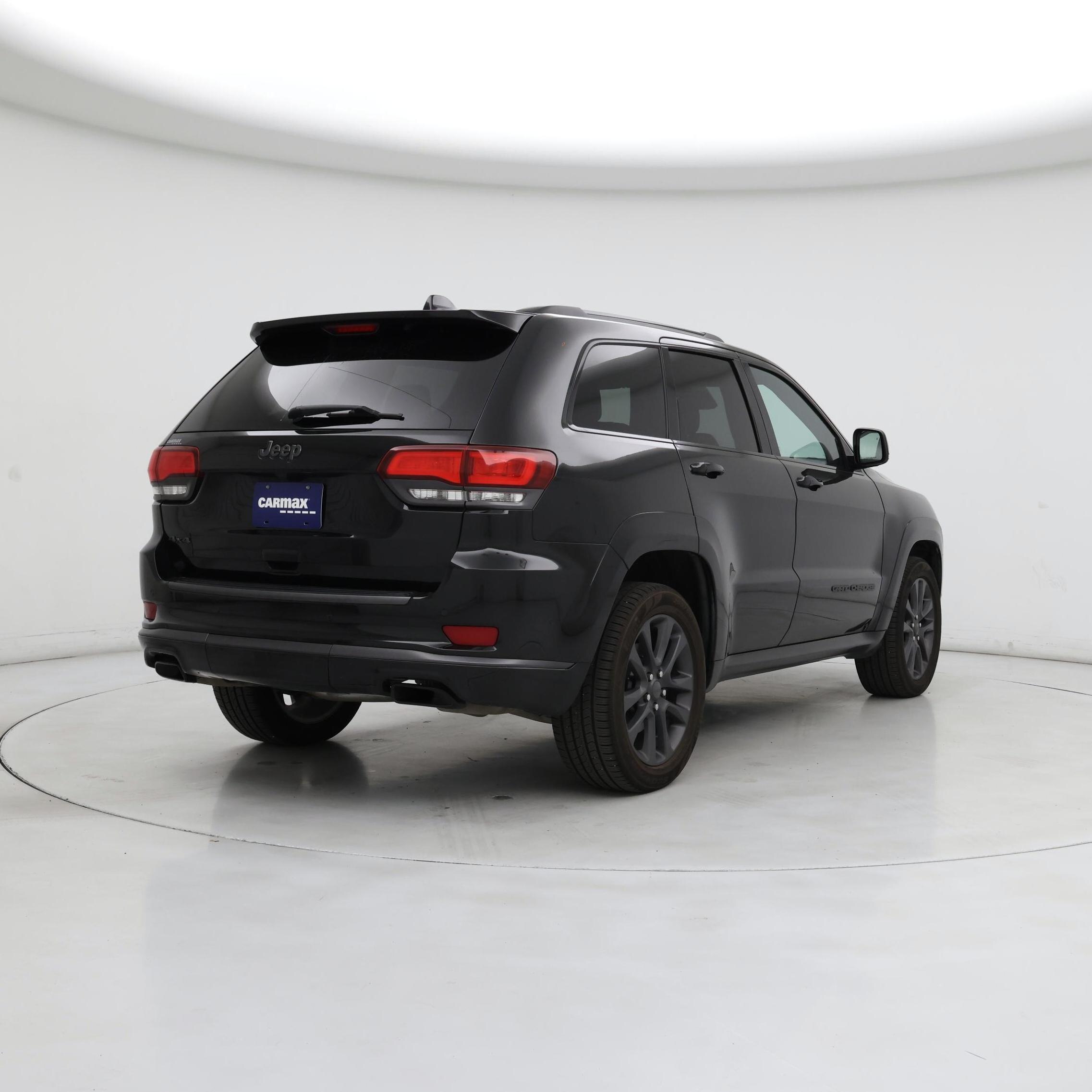 Thumbnail: 2018 Jeep Grand Cherokee - 8