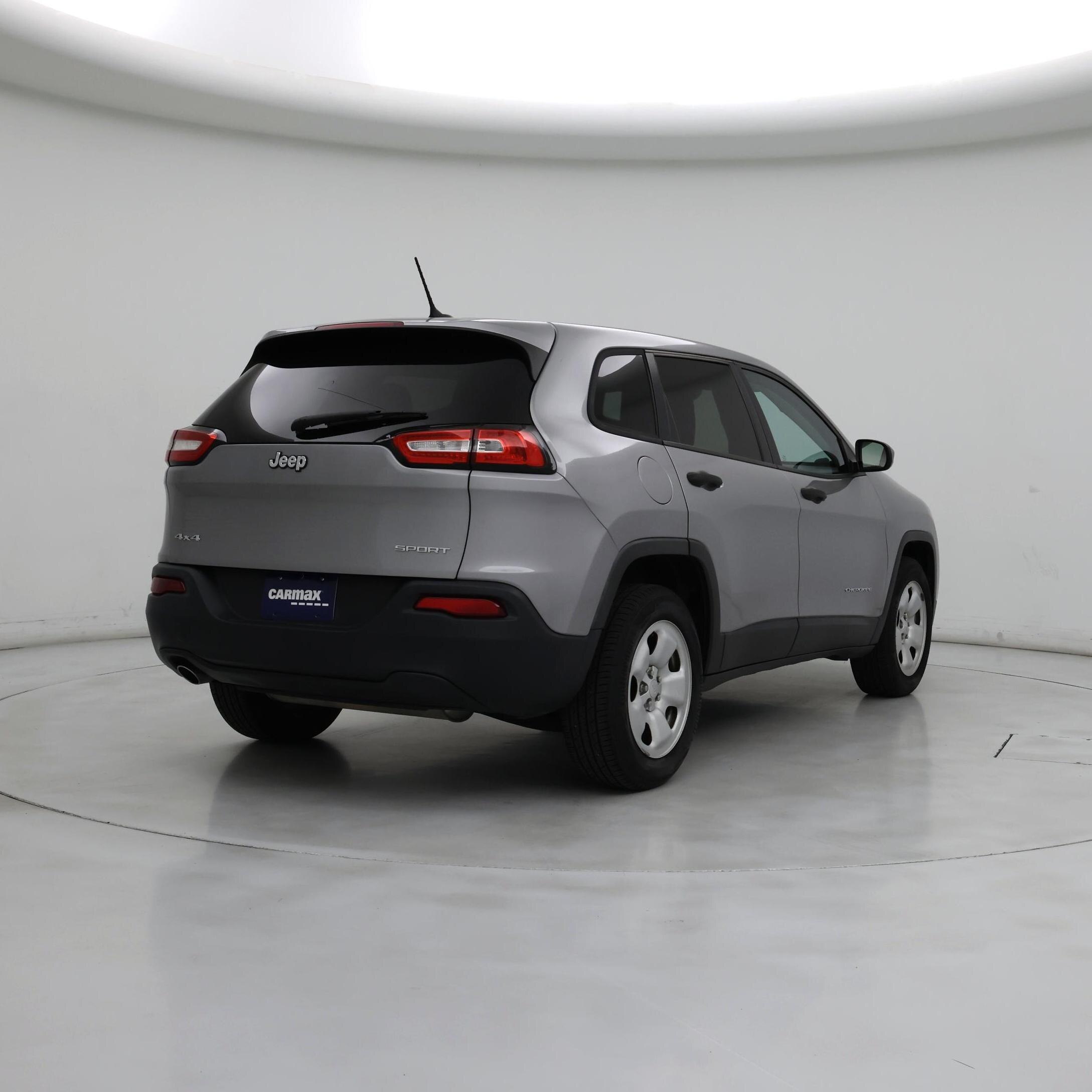 Thumbnail: 2015 Jeep Cherokee - 8