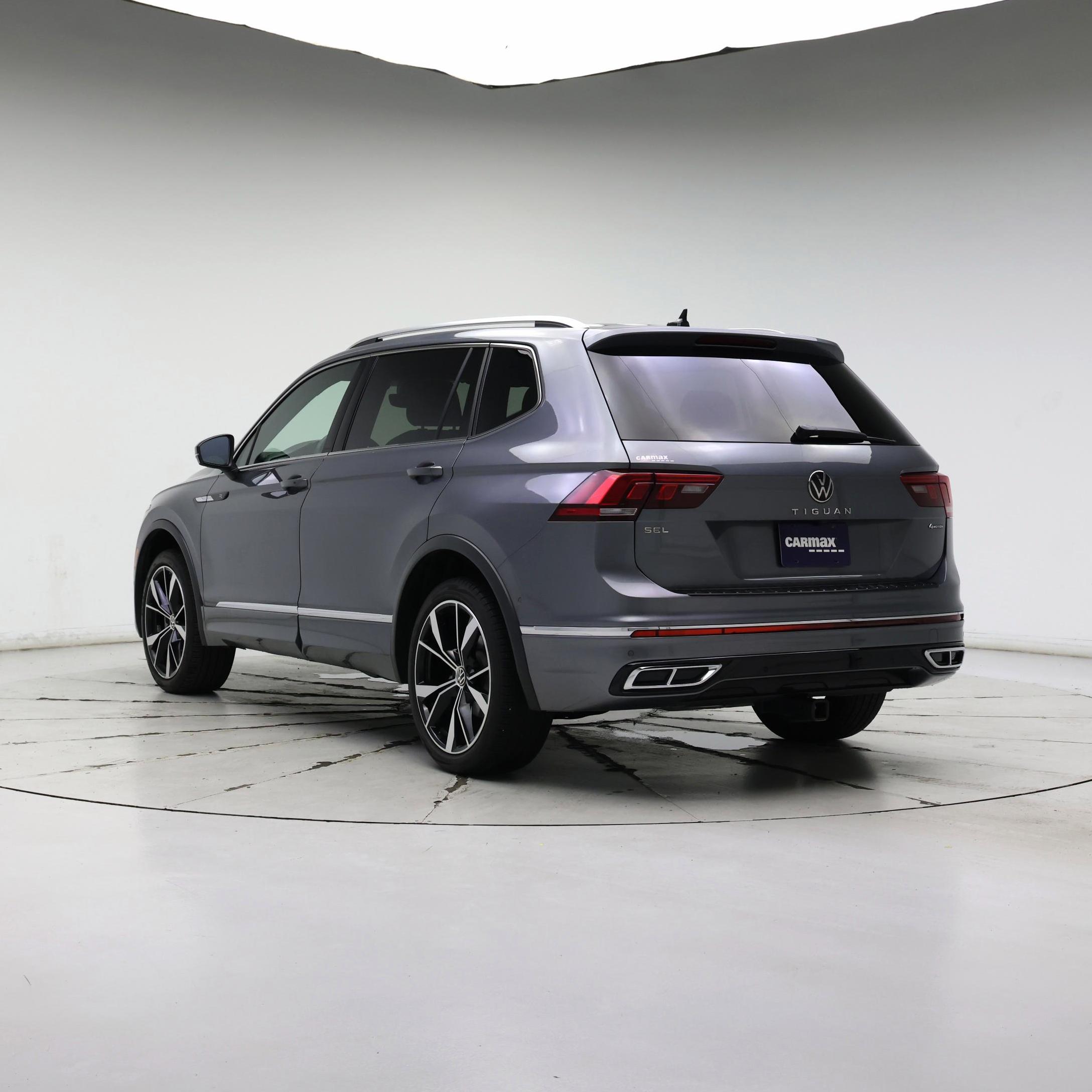 Thumbnail: 2022 Volkswagen Tiguan - 2