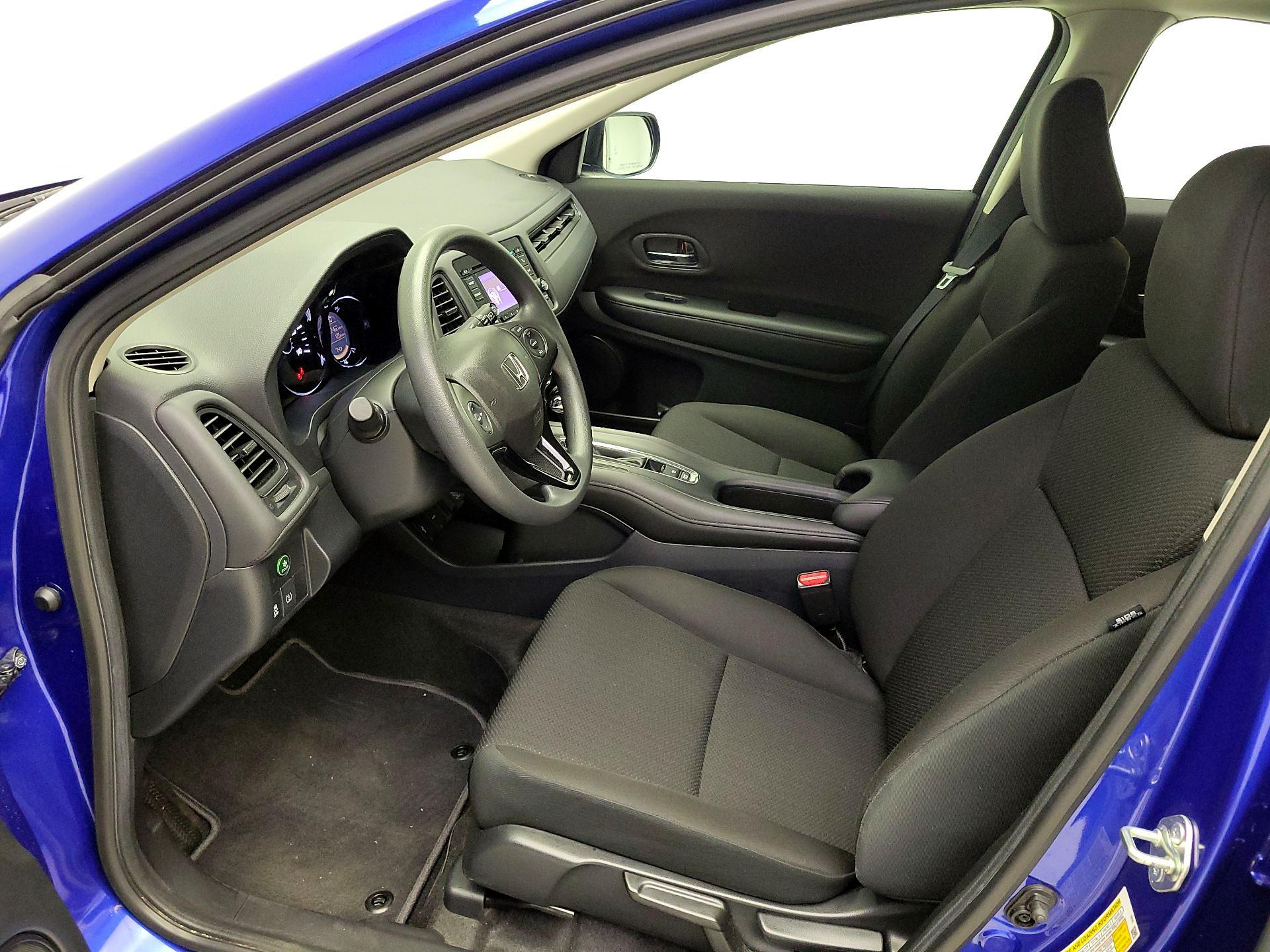 Thumbnail: 2018 Honda HR-V - 11