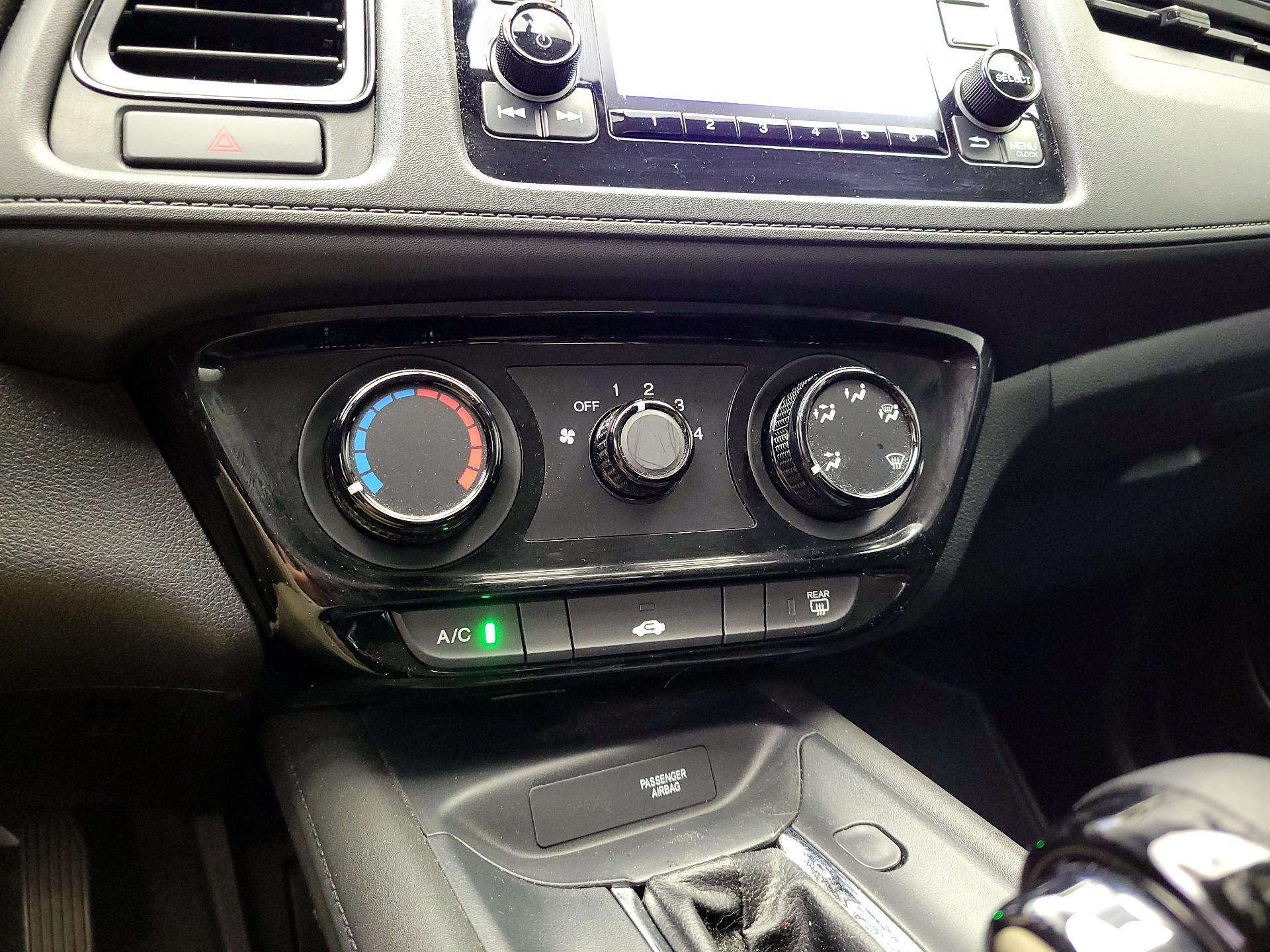 Thumbnail: 2018 Honda HR-V - 16