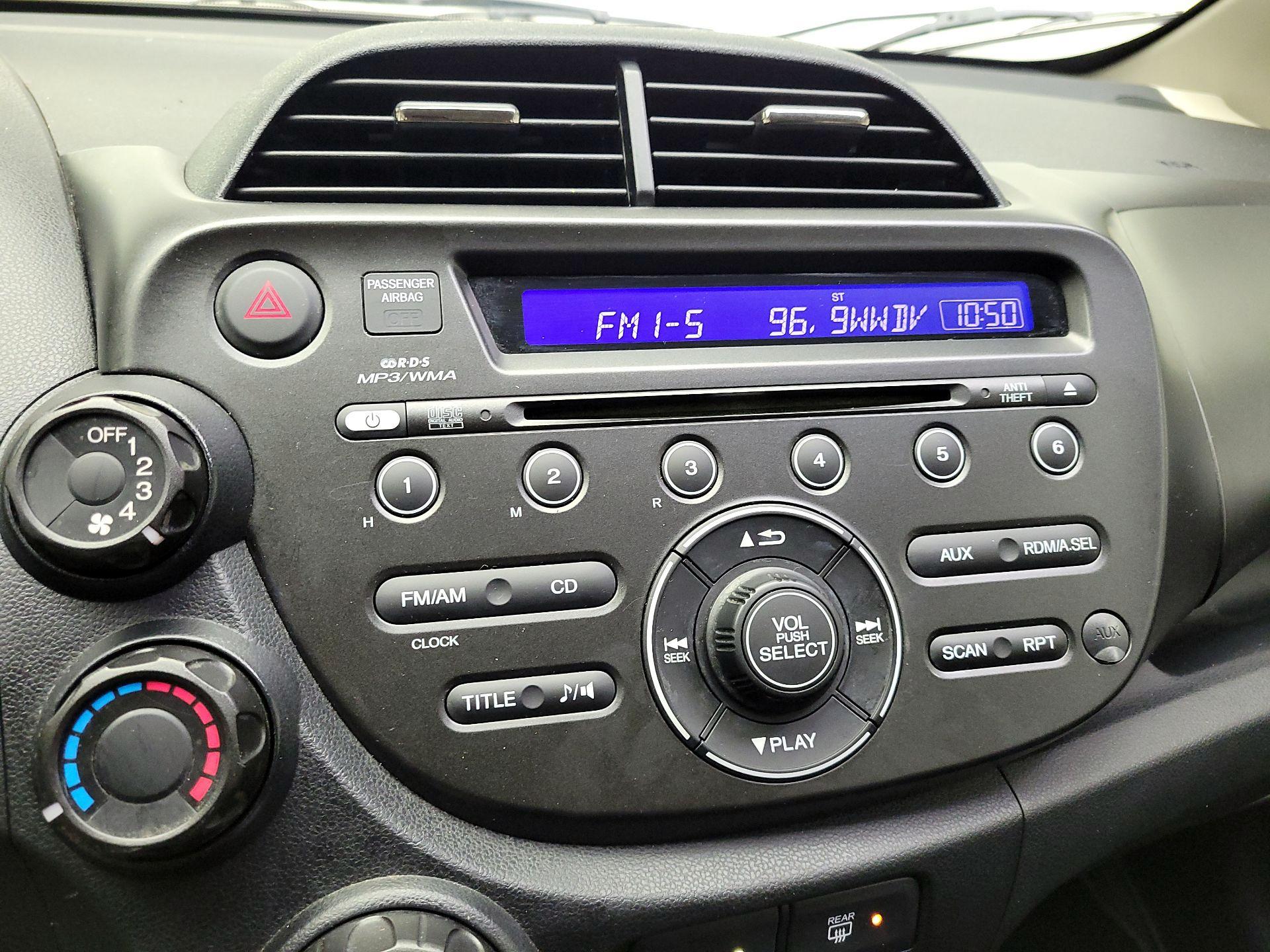 Thumbnail: 2013 Honda Fit - 14