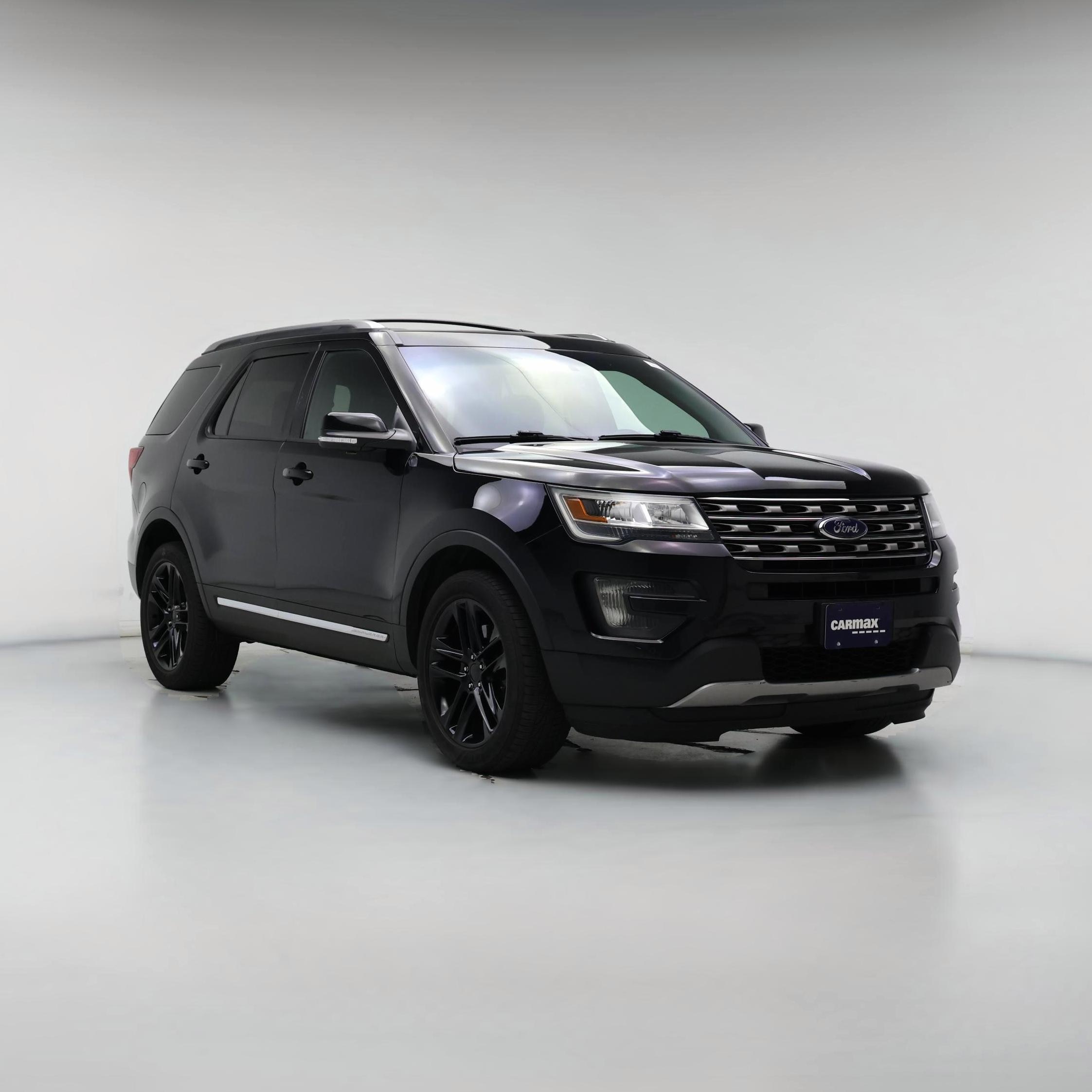 Thumbnail: 2016 Ford Explorer - 1