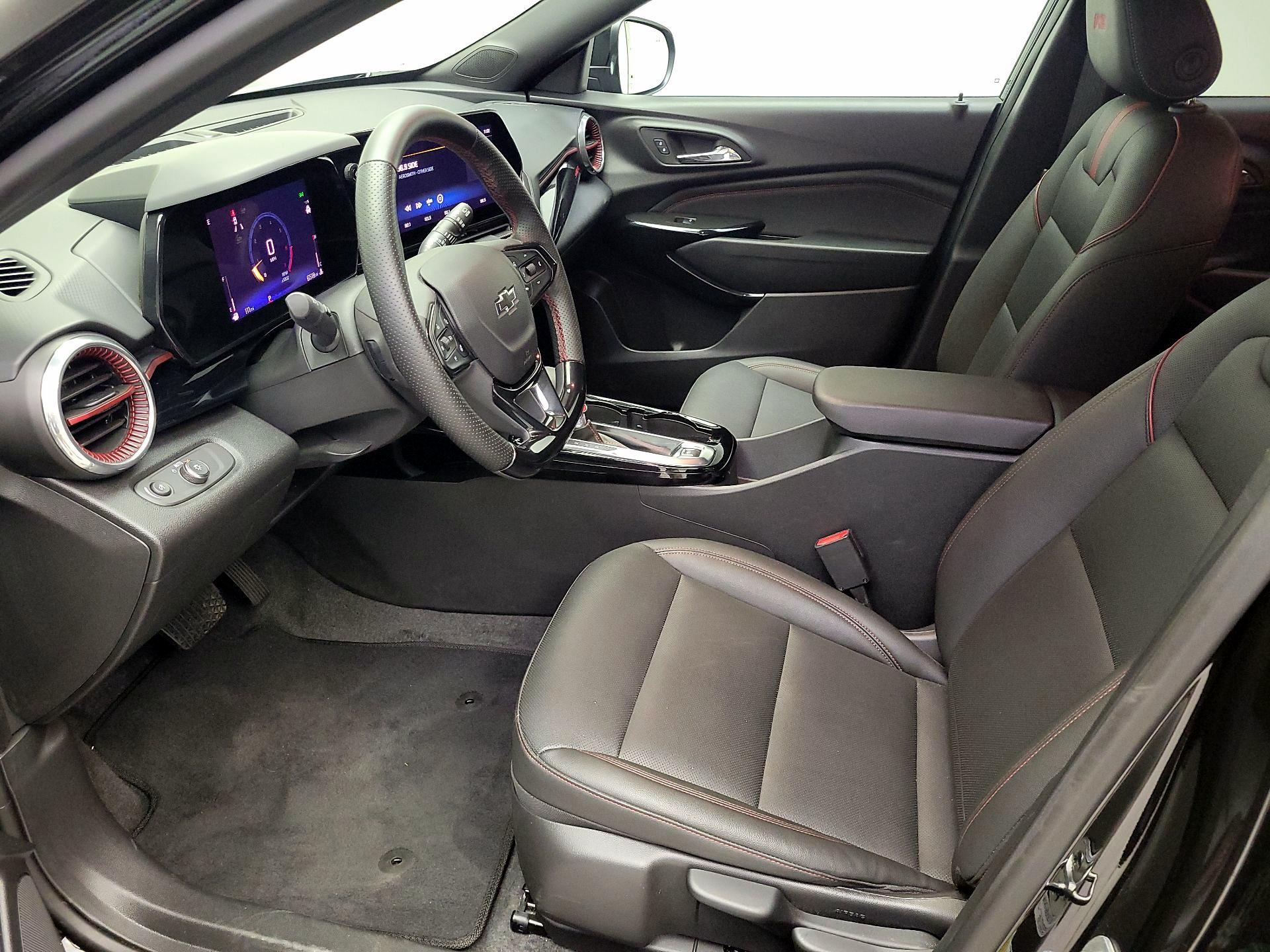 Thumbnail: 2025 Chevrolet Trax - 11