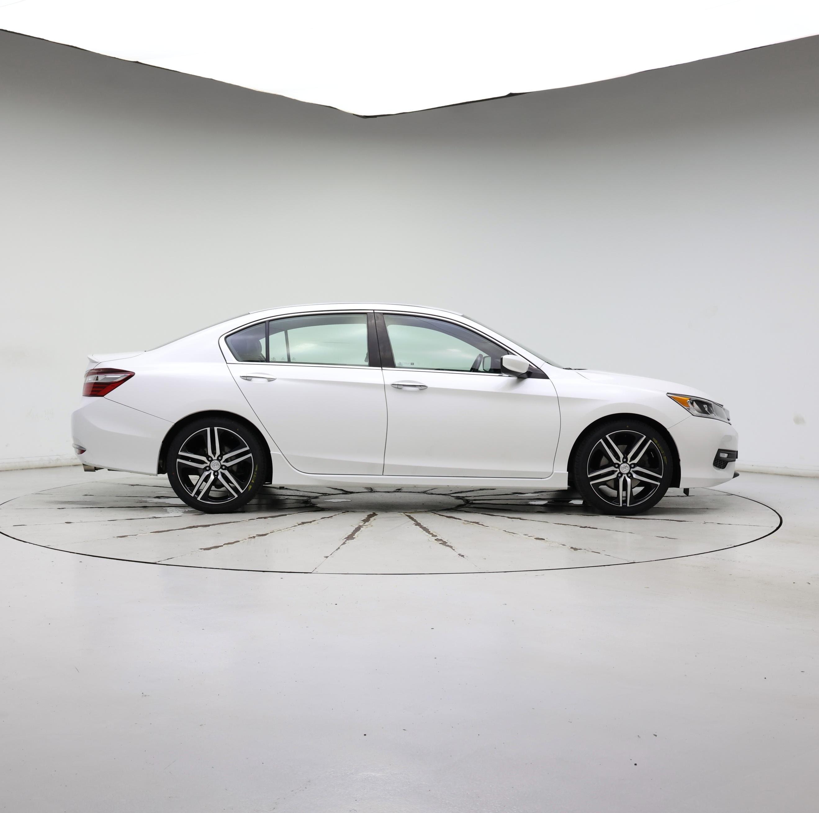 Thumbnail: 2017 Honda Accord - 7