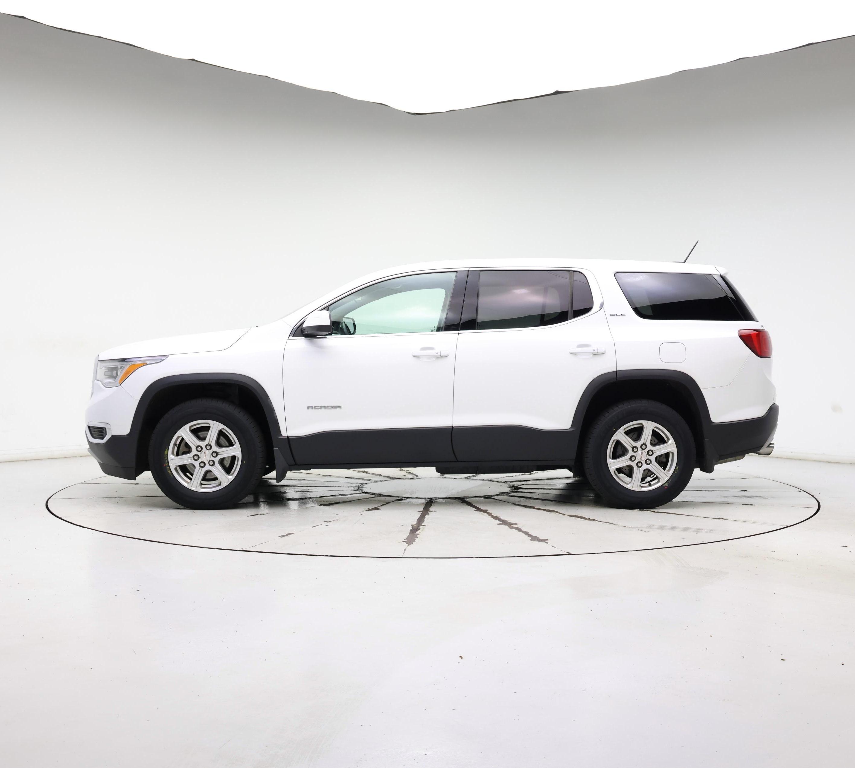 Thumbnail: 2018 GMC Acadia - 3