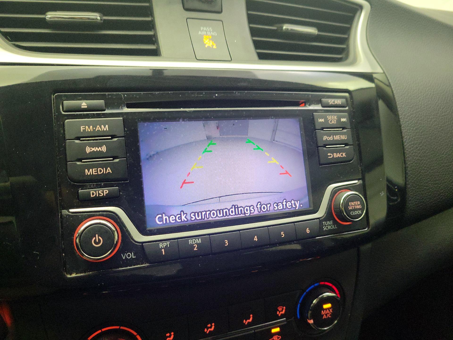 Thumbnail: 2017 Nissan Sentra - 14