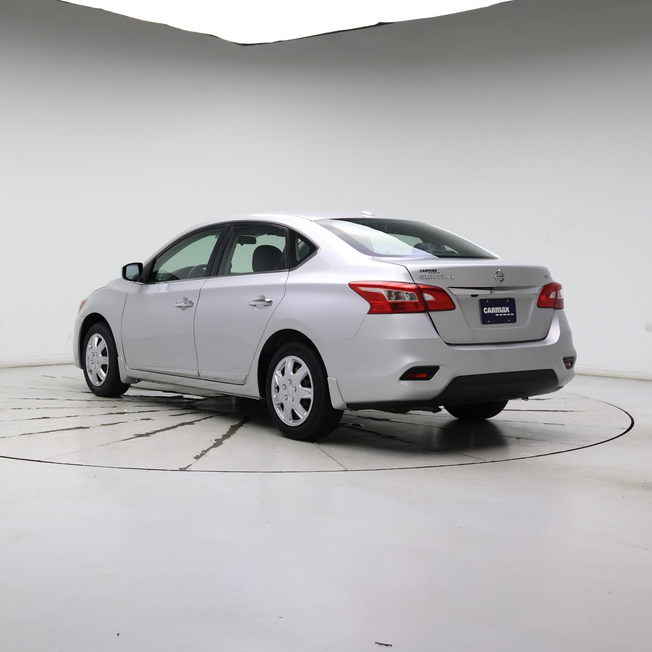 Thumbnail: 2017 Nissan Sentra - 2