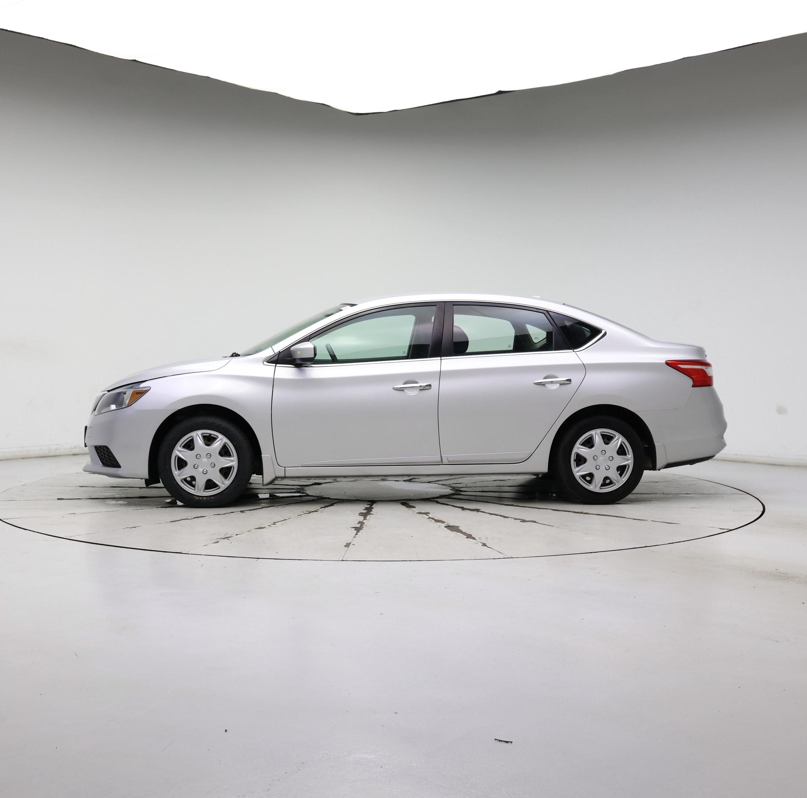 Thumbnail: 2017 Nissan Sentra - 3