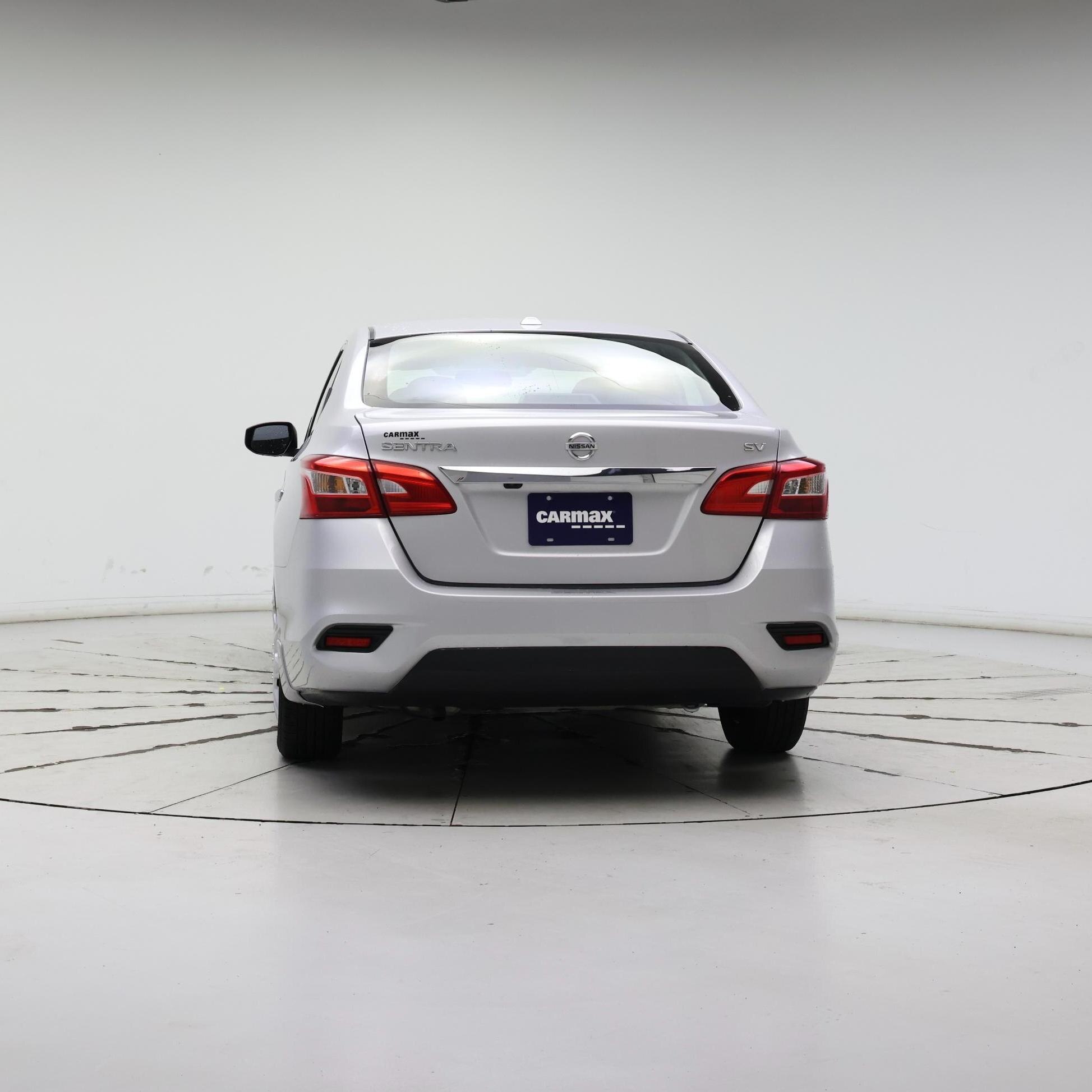 Thumbnail: 2017 Nissan Sentra - 6